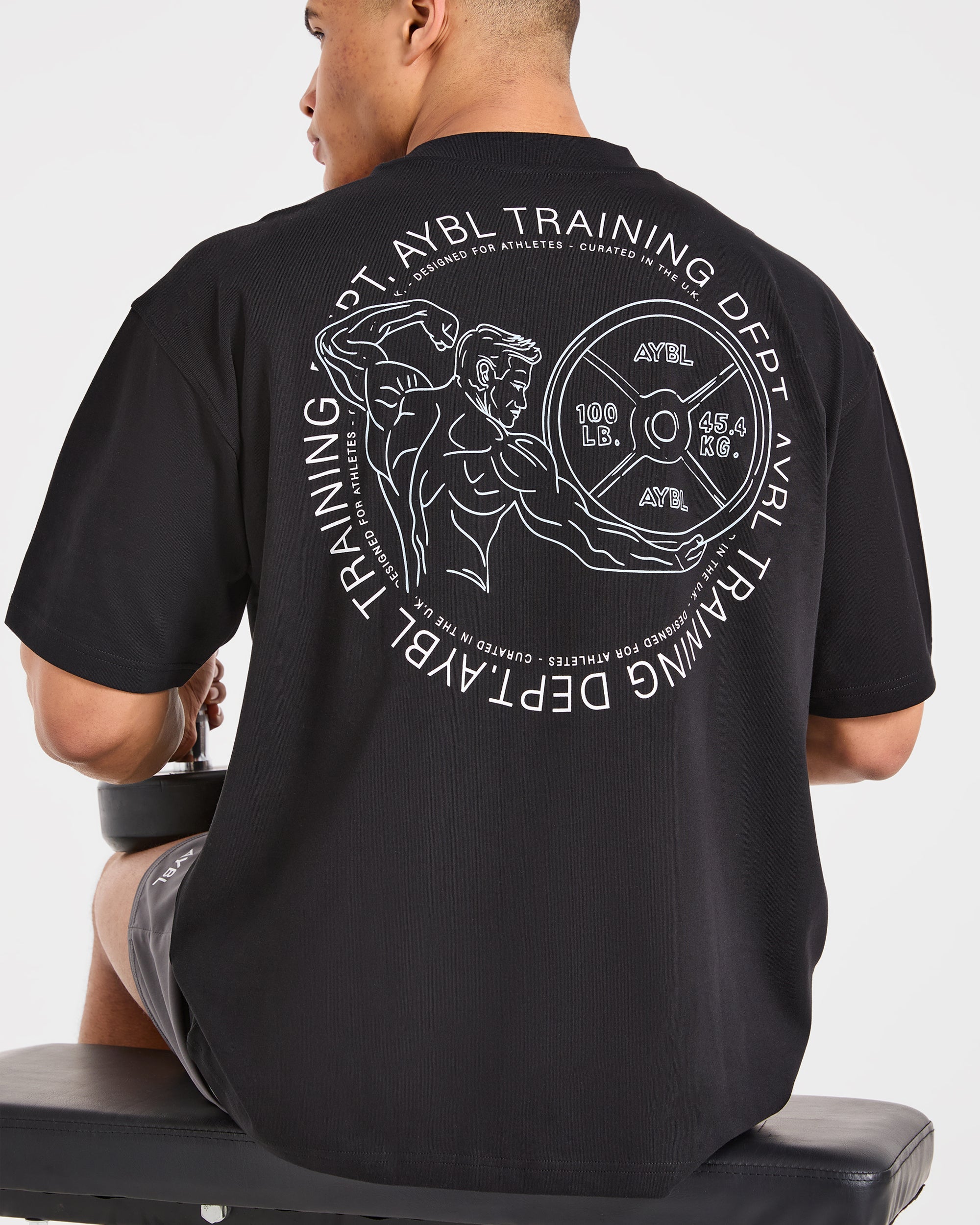 Training Dept. Illustration Oversized T Shirt - Zwart
