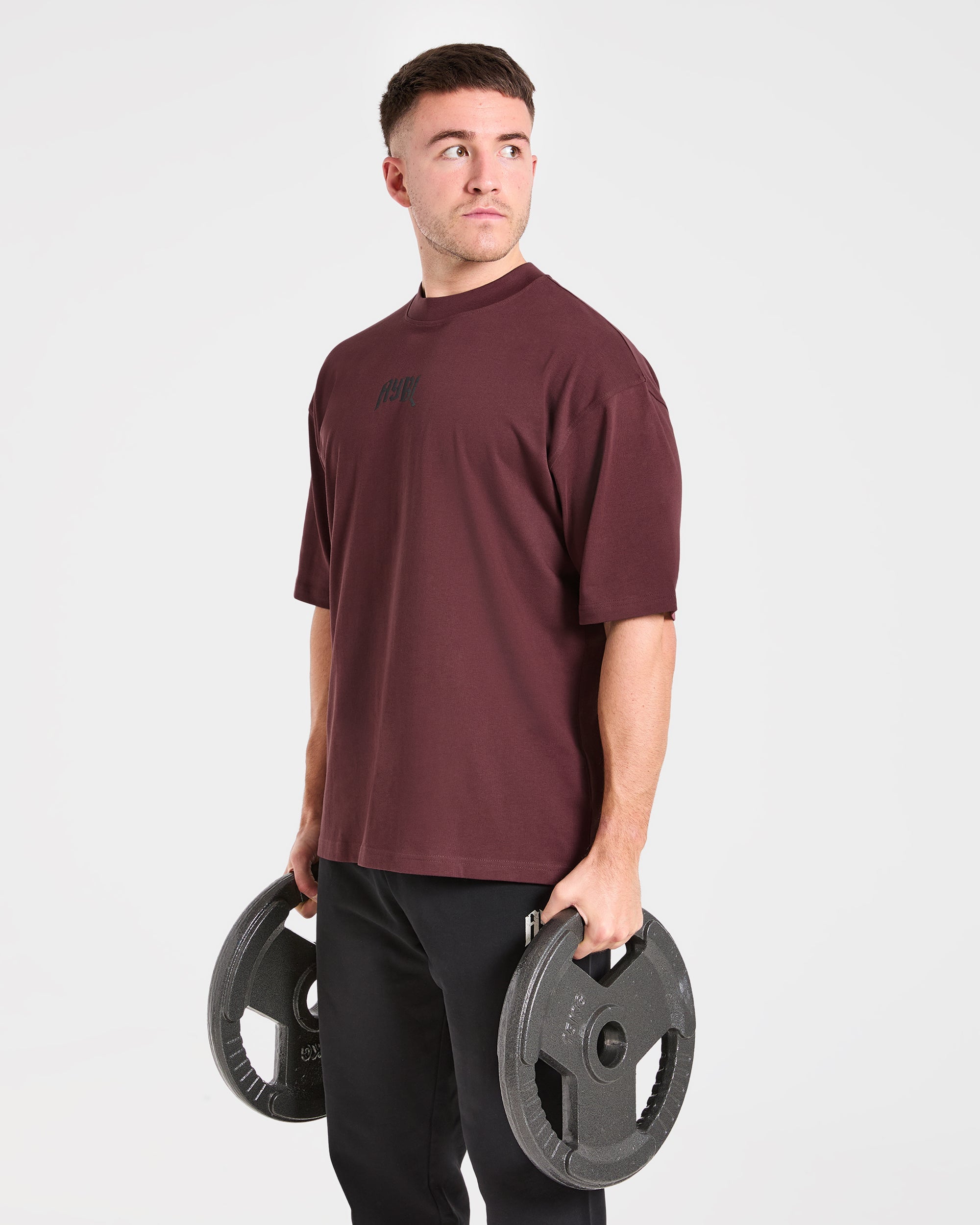 Heavy Lifting Gothic Oversized T Shirt - Dusty Plum/Zwart