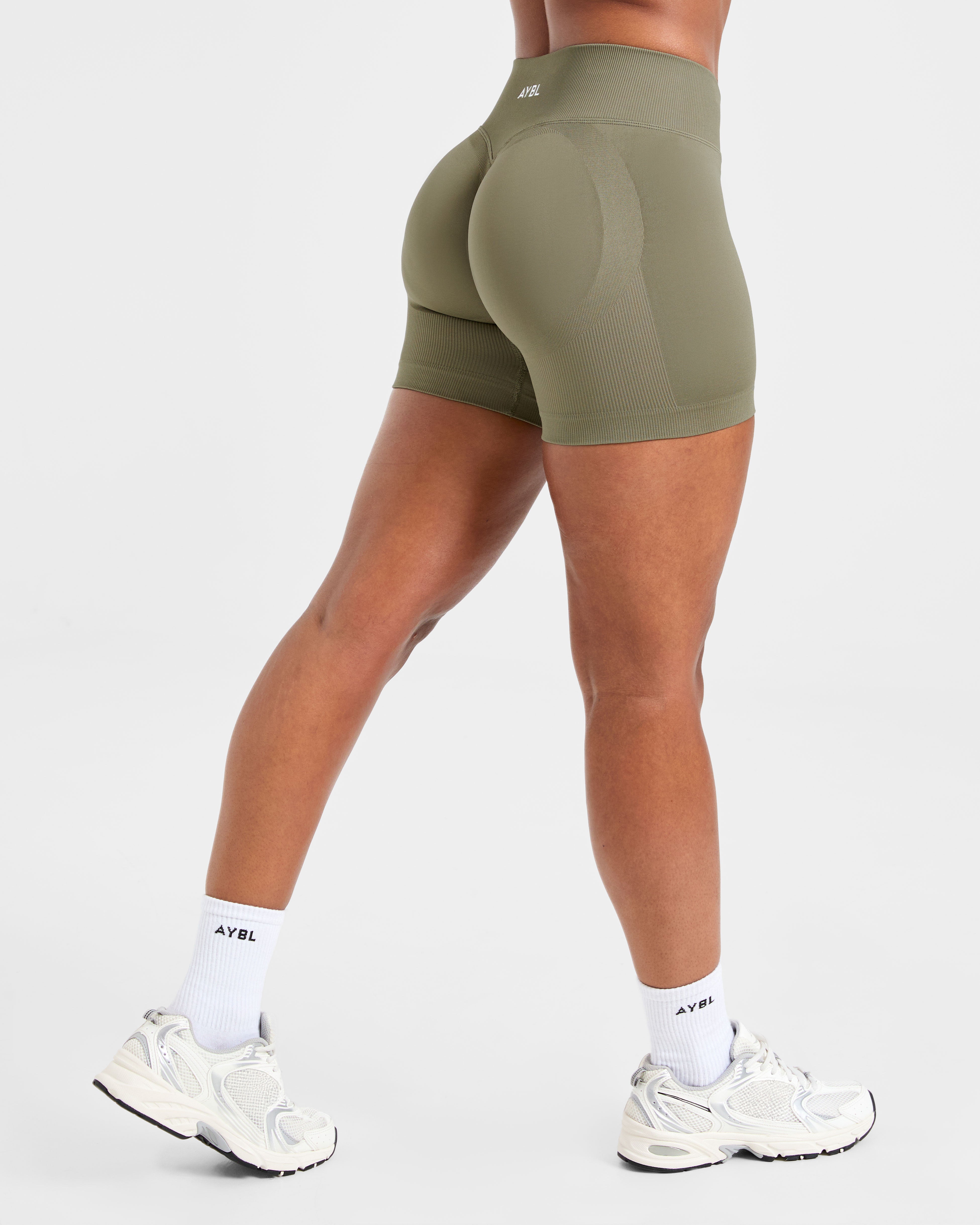 Adapt Seamless Shorts - Muted Olive