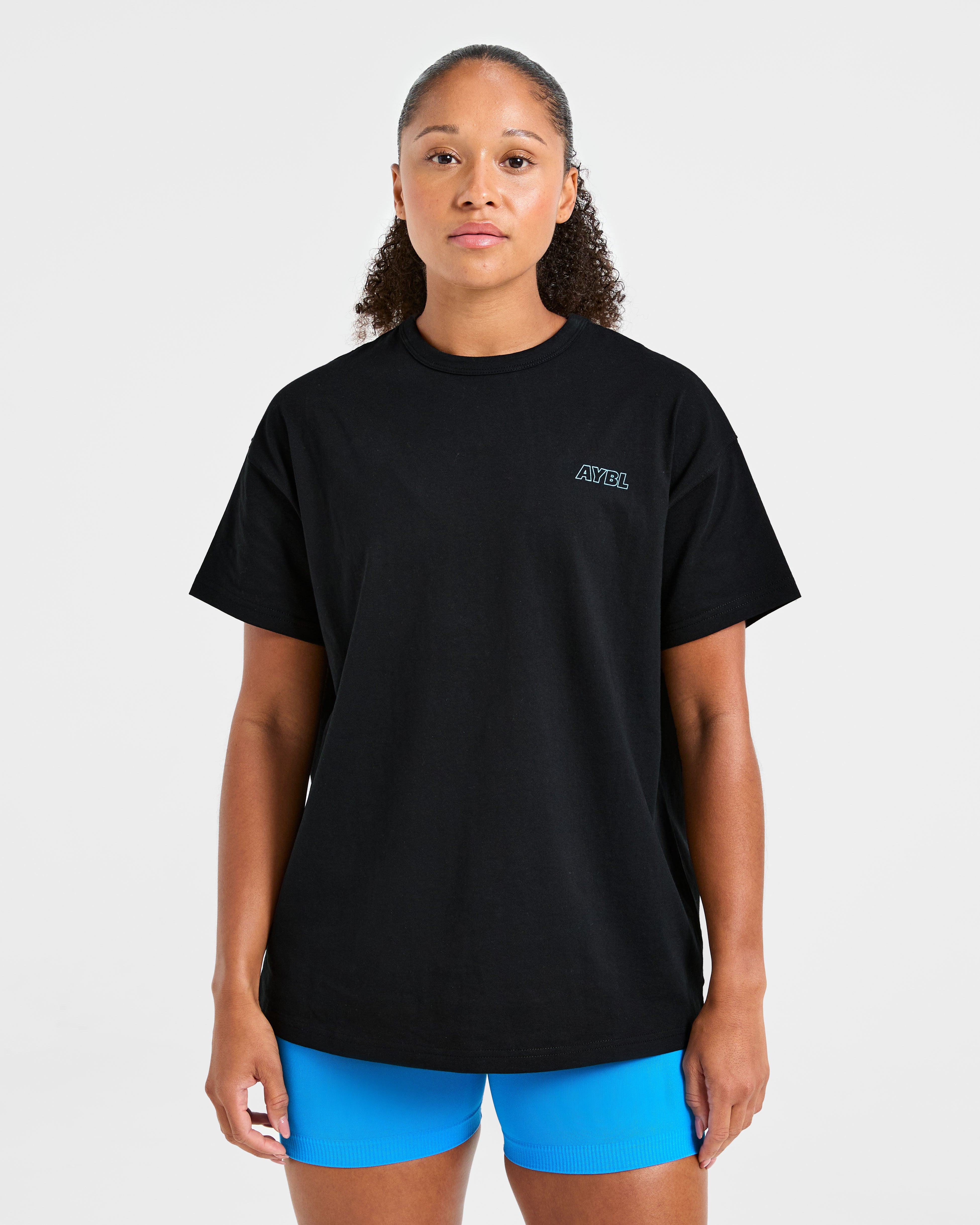 Strength Starts Here Oversized T Shirt - Zwart/Blauw