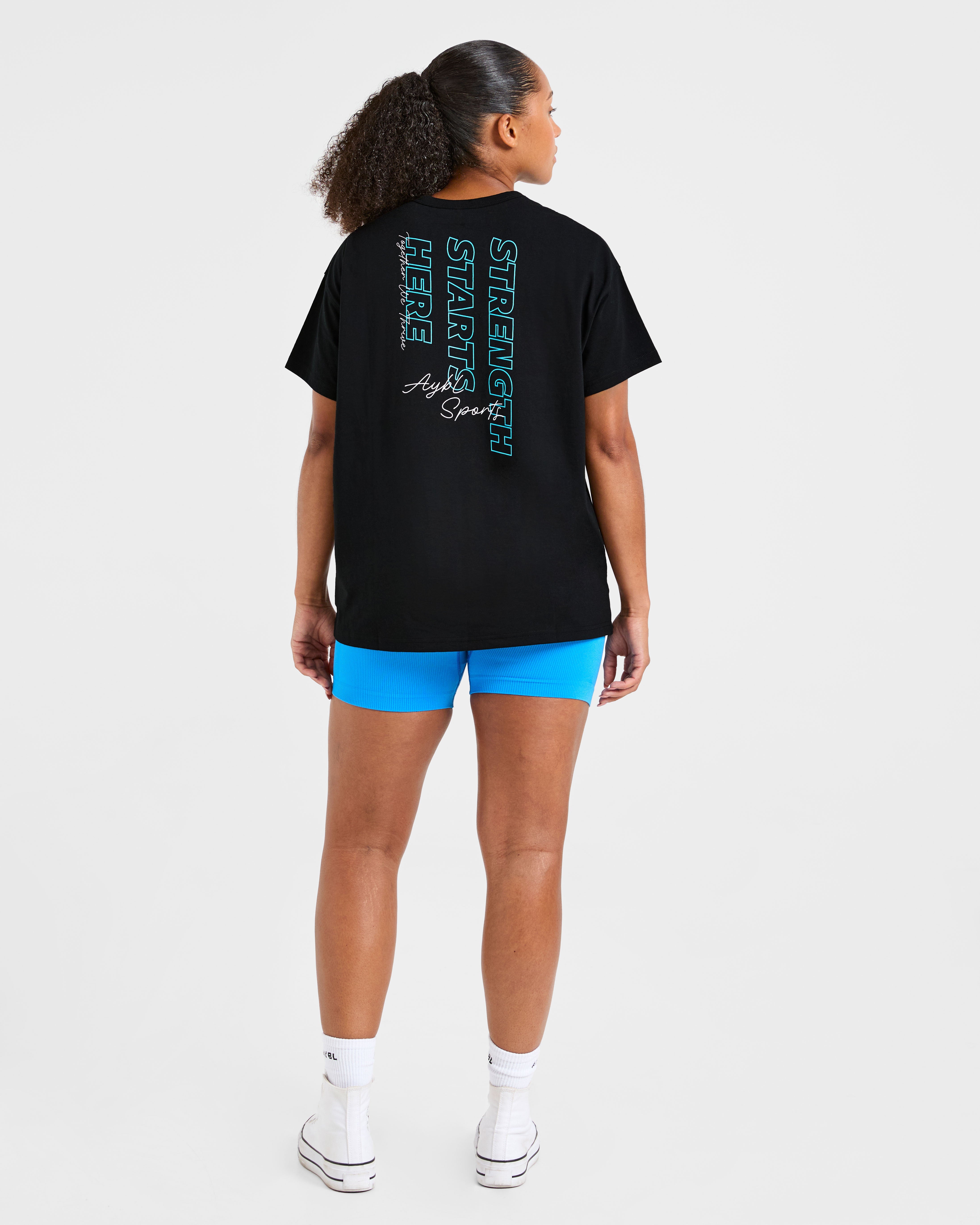 Strength Starts Here Oversized T Shirt - Zwart/Blauw