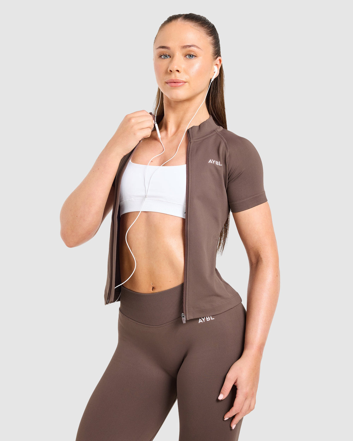 Enhance Seamless Short Sleeve Zip Up Jacket - Bruin