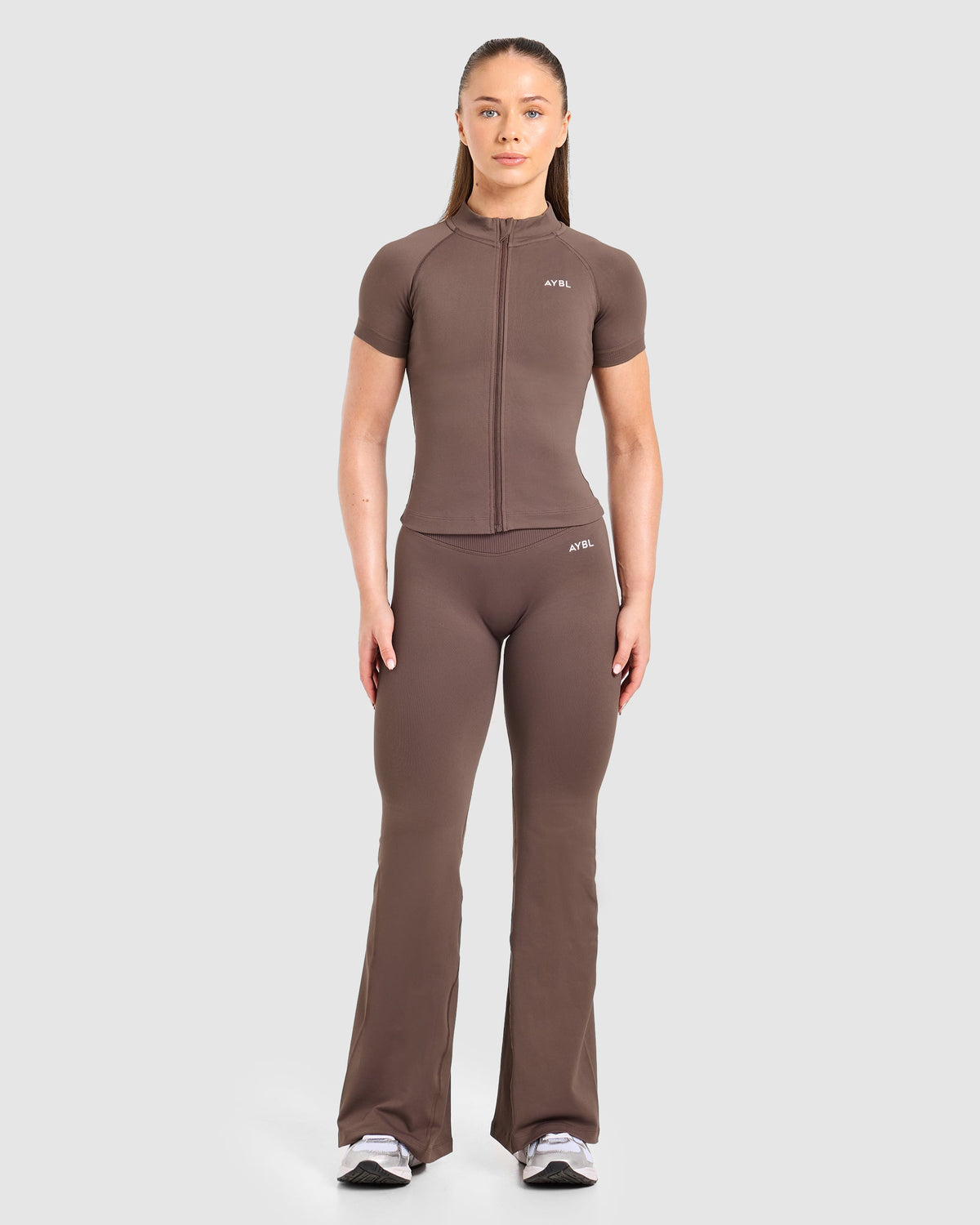 Enhance Seamless Short Sleeve Zip Up Jacket - Bruin