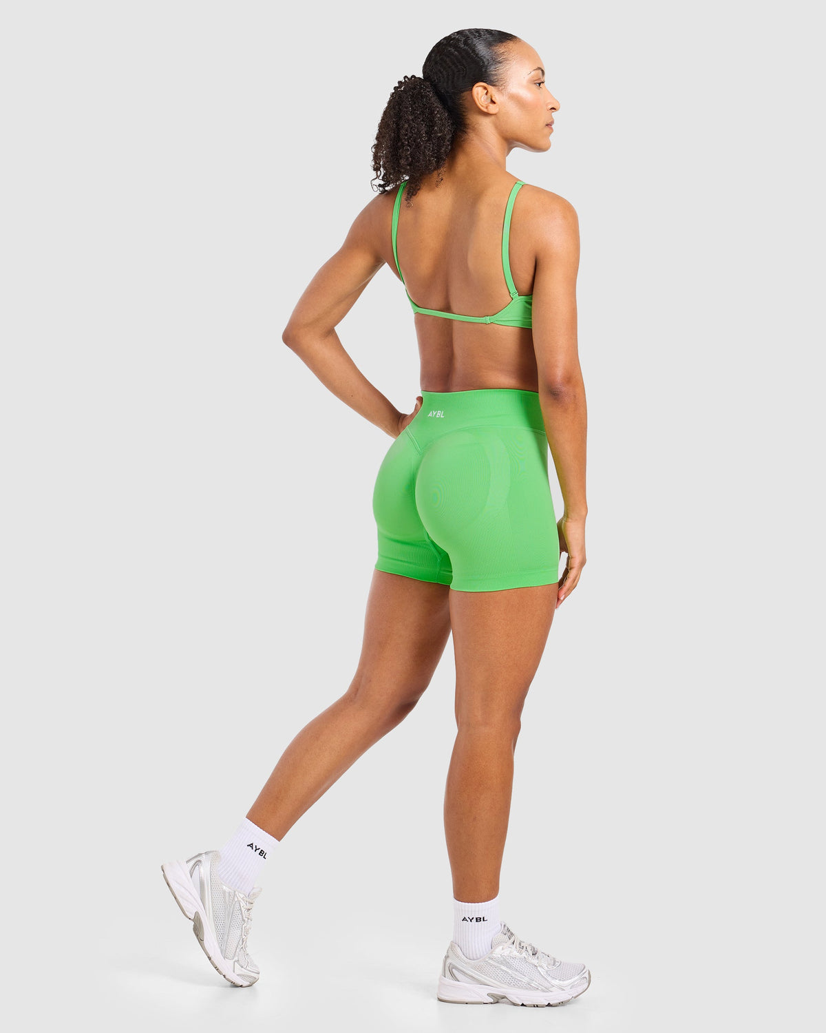 Adapt Seamless Shorts | 4.5" - Bright Groen