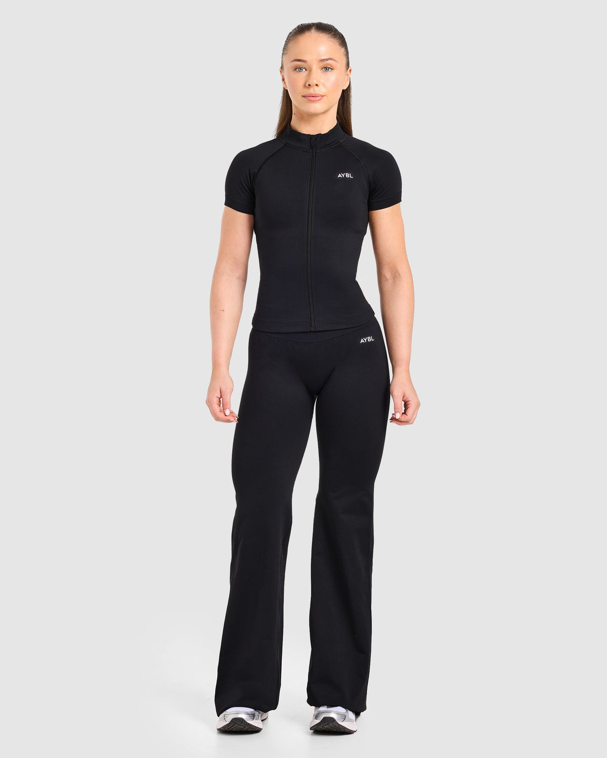 Enhance Seamless Short Sleeve Zip Up Jacket - Zwart