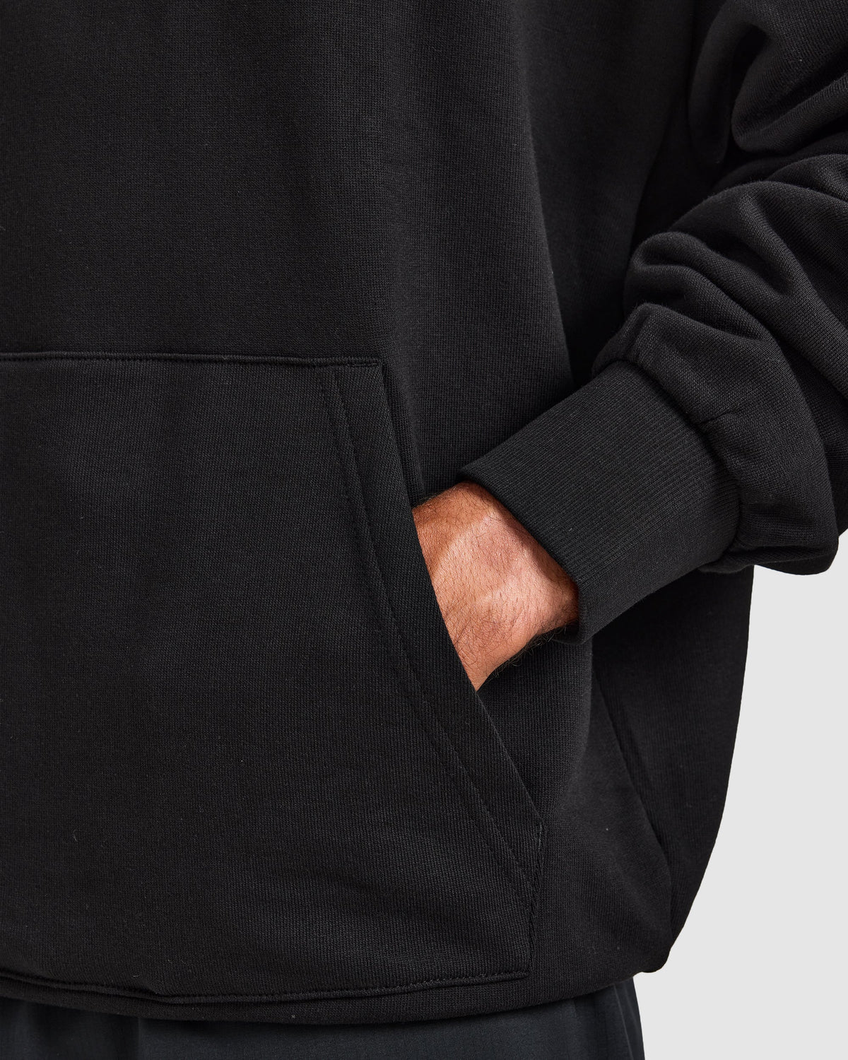 Run Graphic Hoodie - Zwart