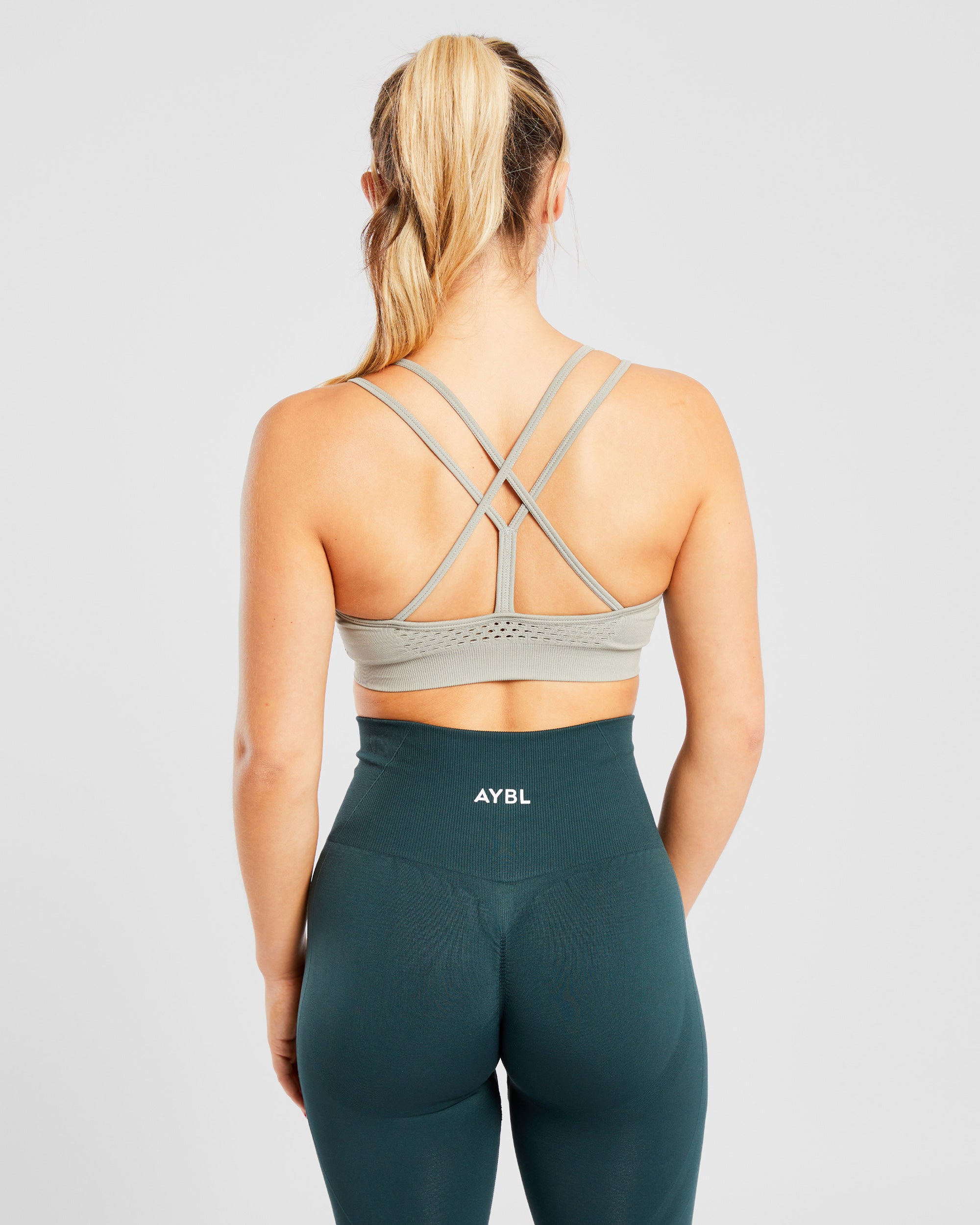 Essential Seamless Strappy Sports Bra - Muted Olive