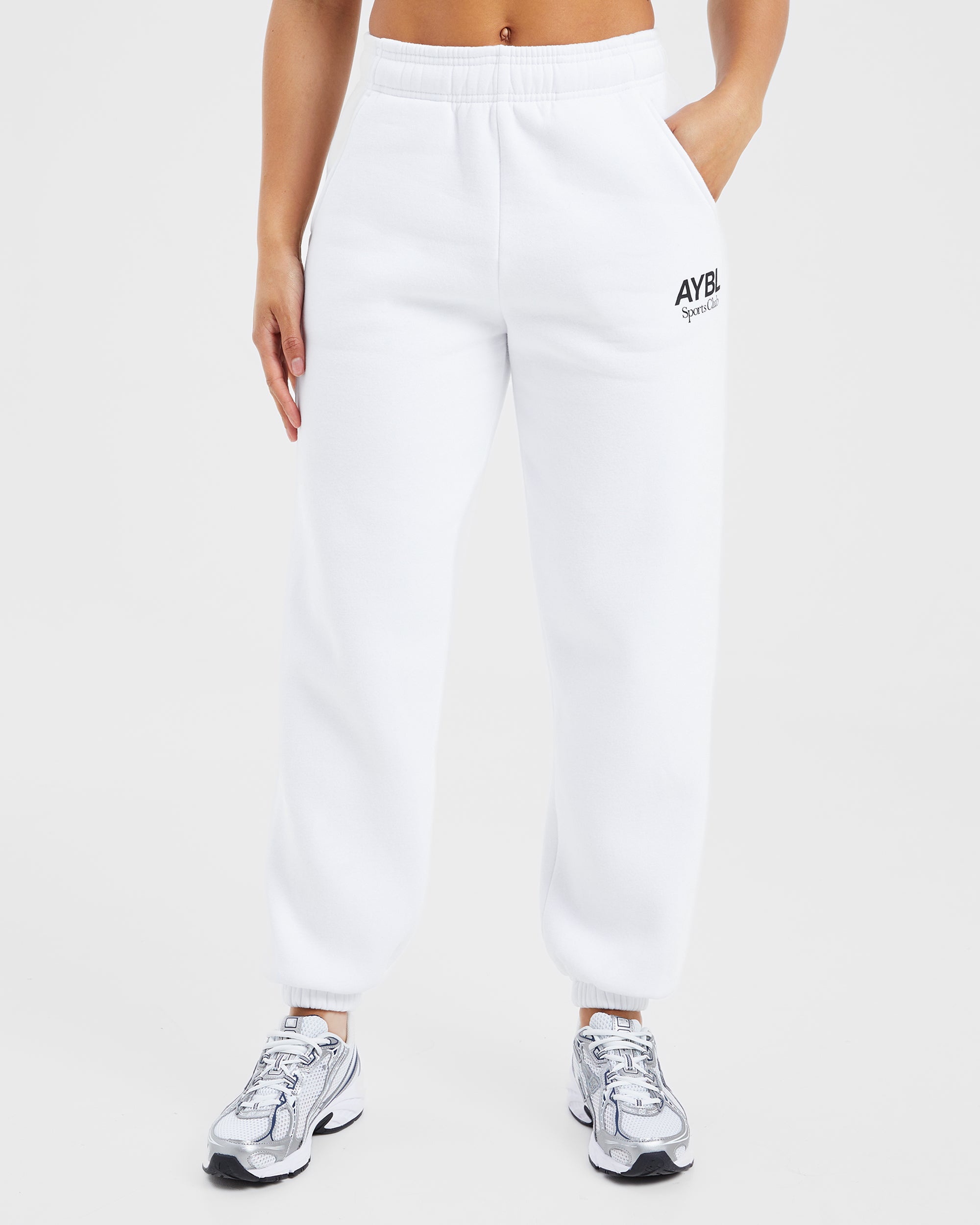 AYBL Sports Club Oversized Joggers - Wit