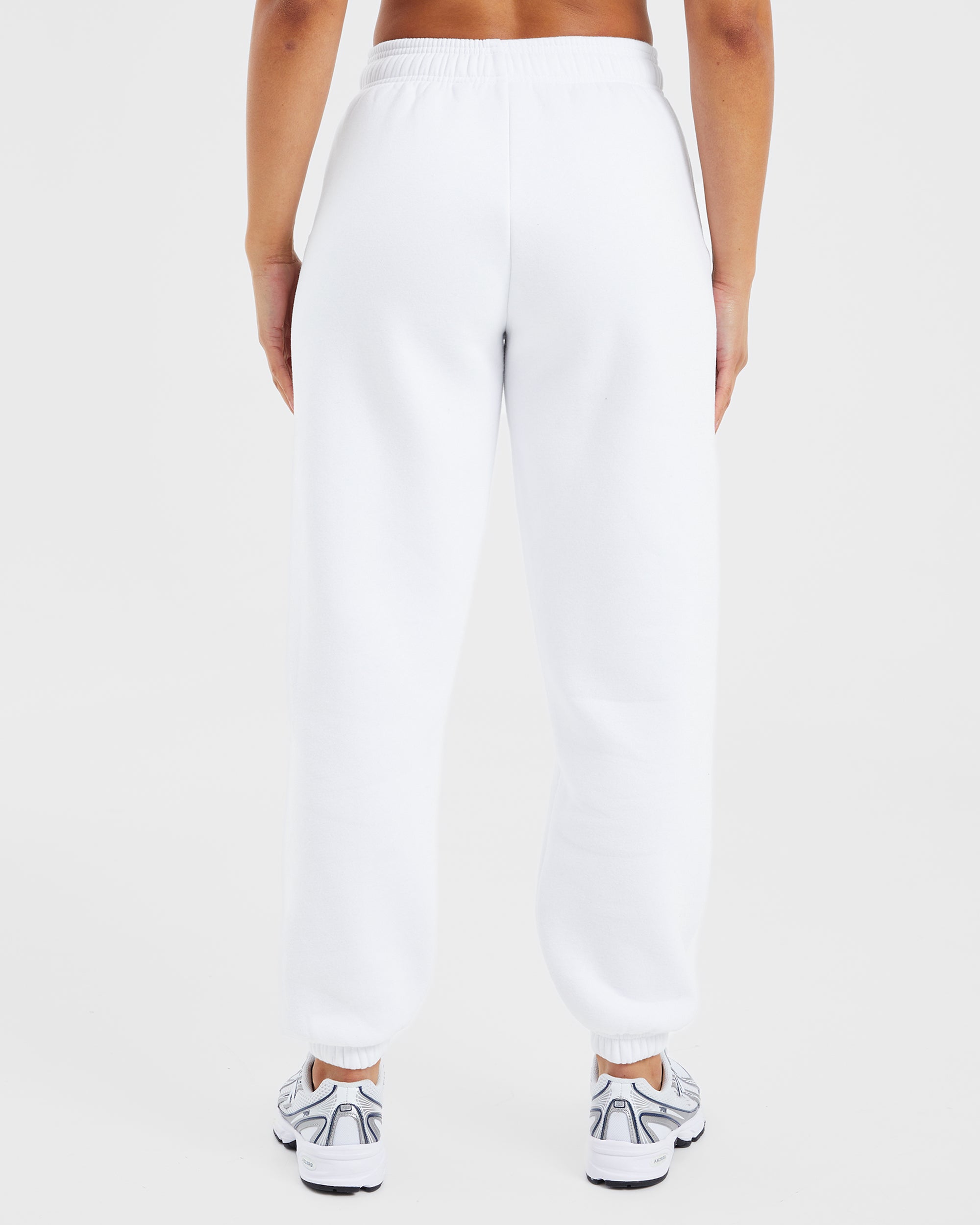 AYBL Sports Club Oversized Joggers - Wit