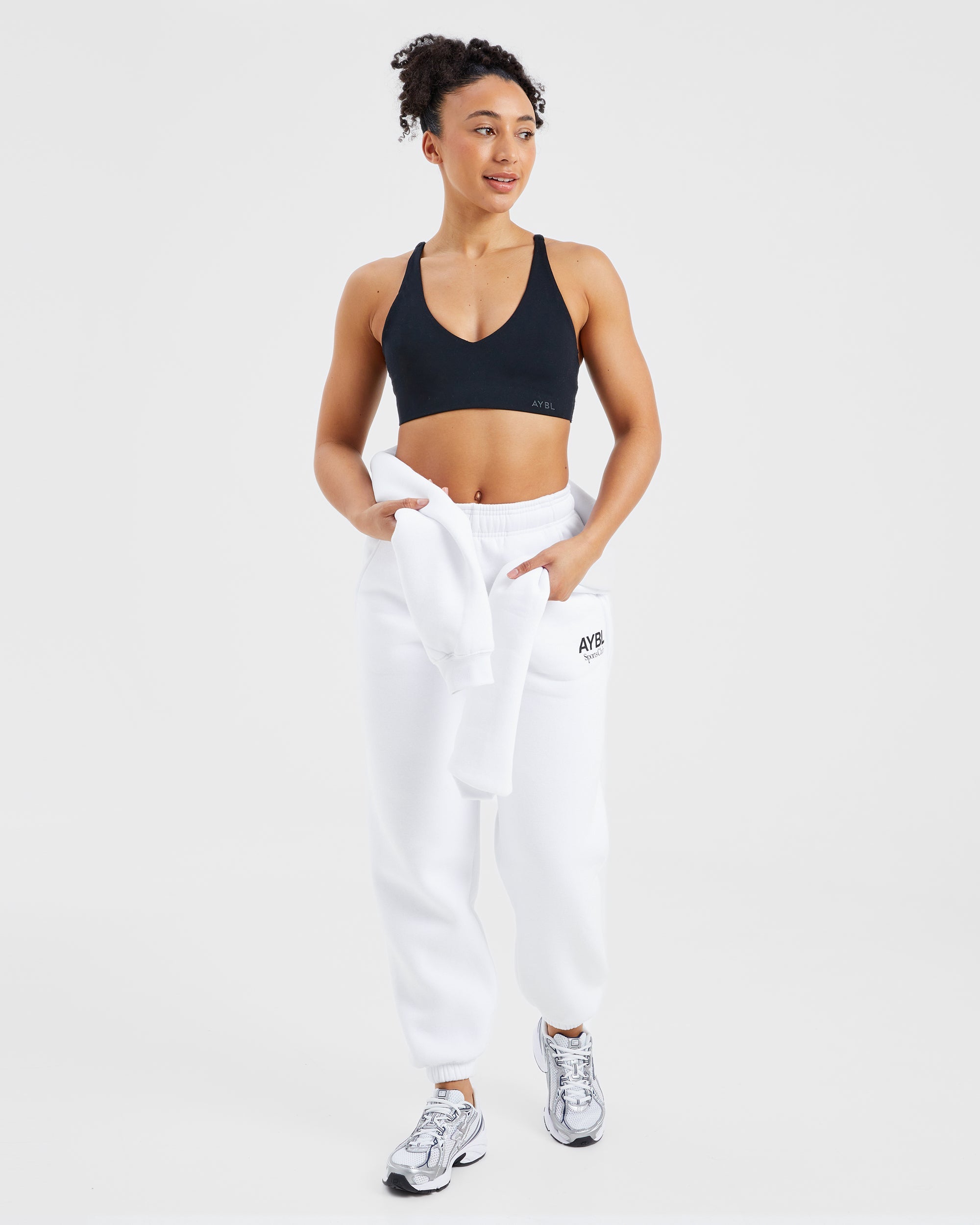 AYBL Sports Club Oversized Joggers - Wit