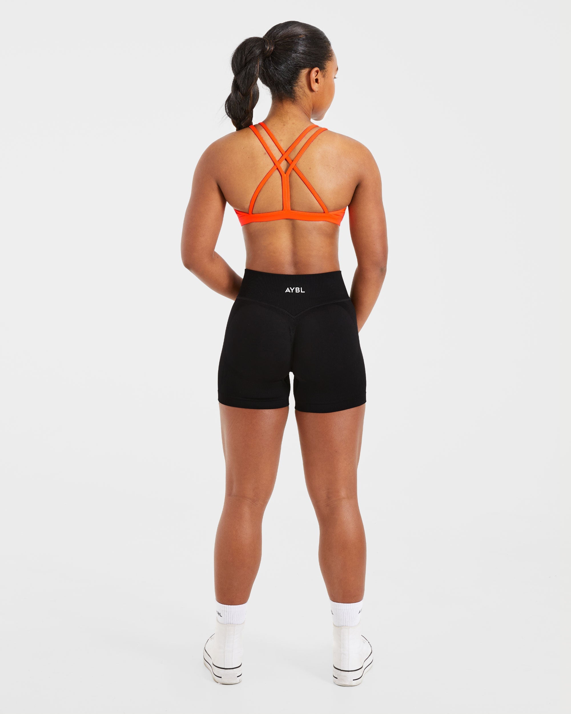 Essential Strappy Sports Bra - Bright Oranje
