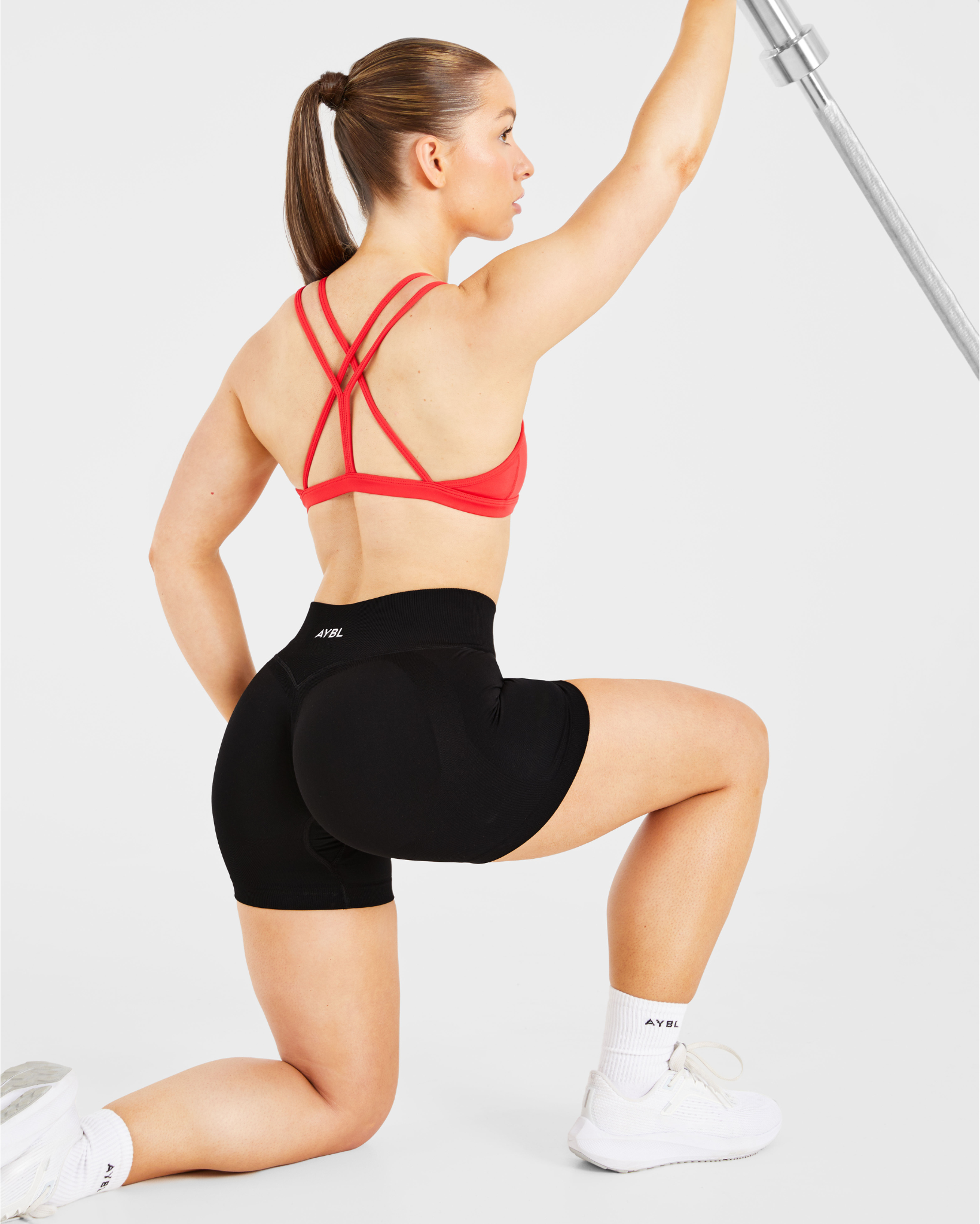 Essential Strappy Sports Bra - True Rood