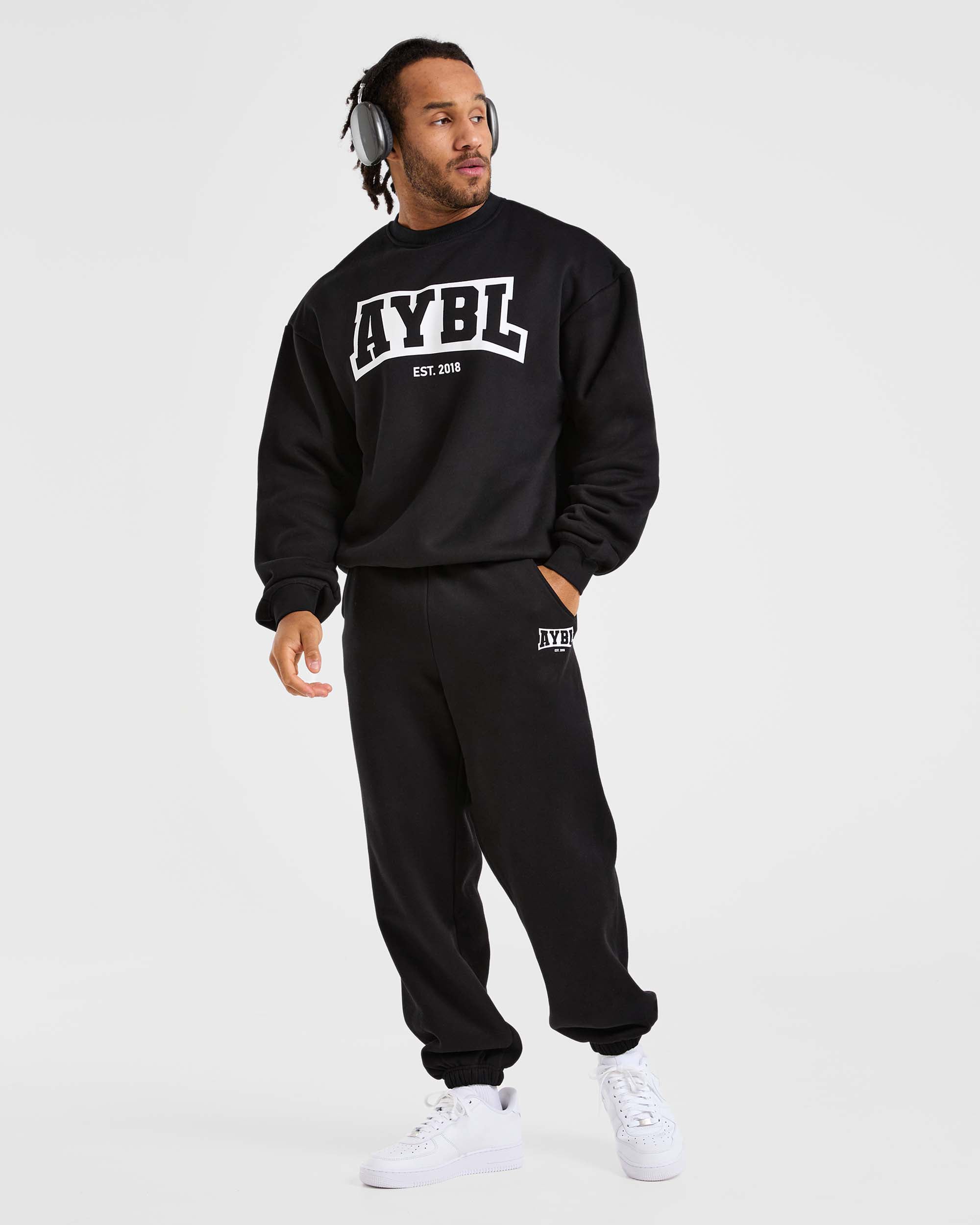 Academy Oversized Joggers - Zwart