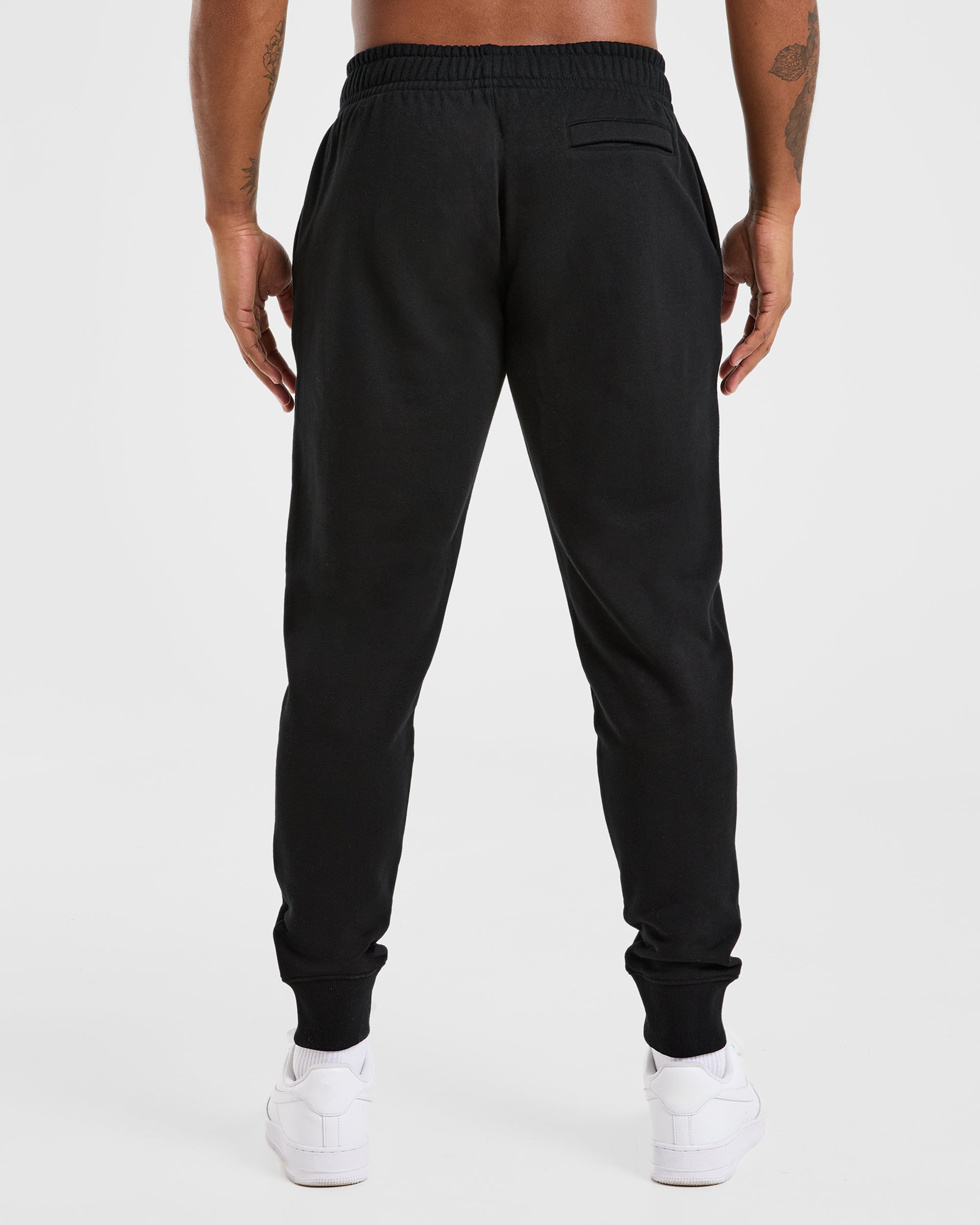 Essential Lightweight Joggers - Zwart