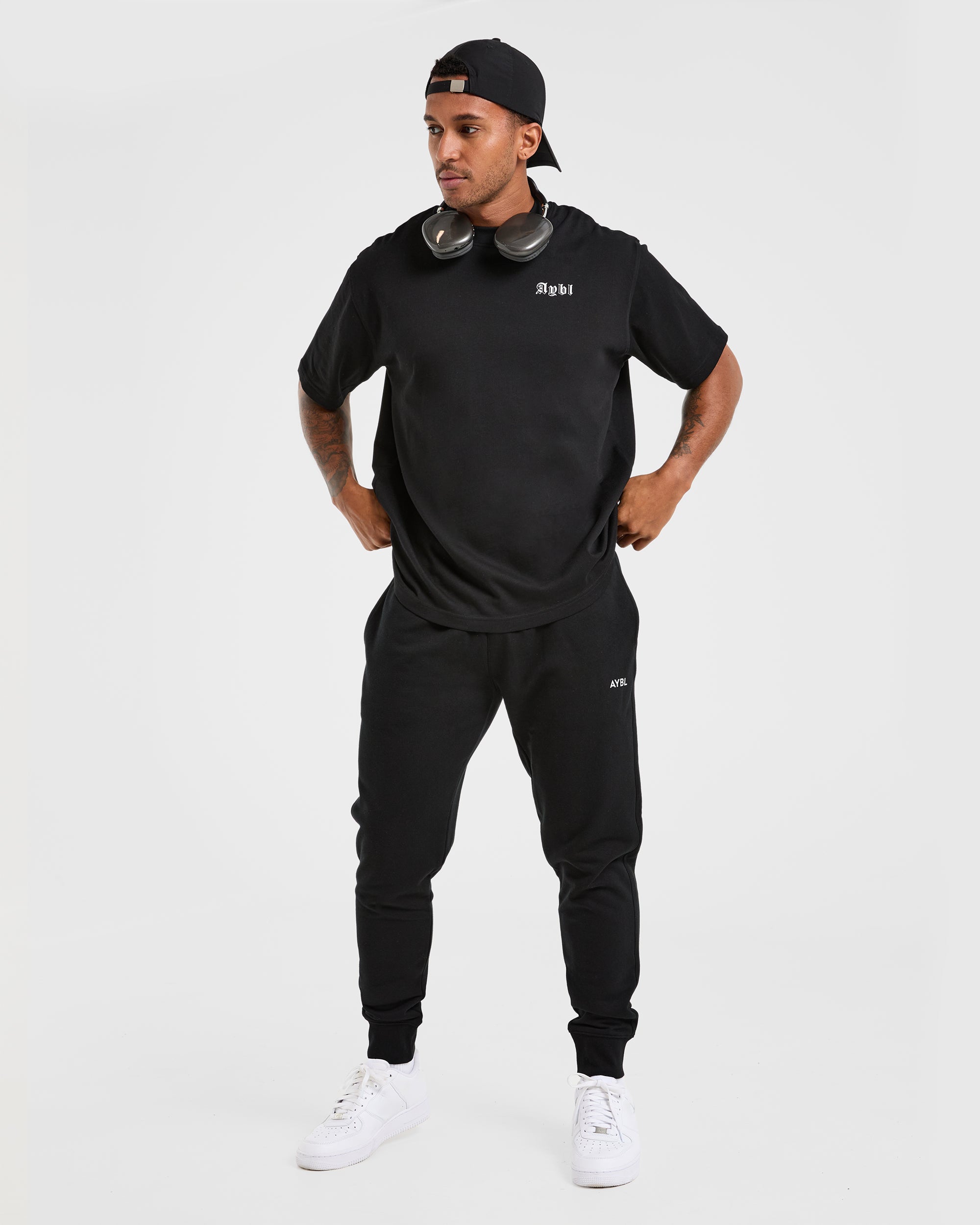 Essential Lightweight Joggers - Zwart