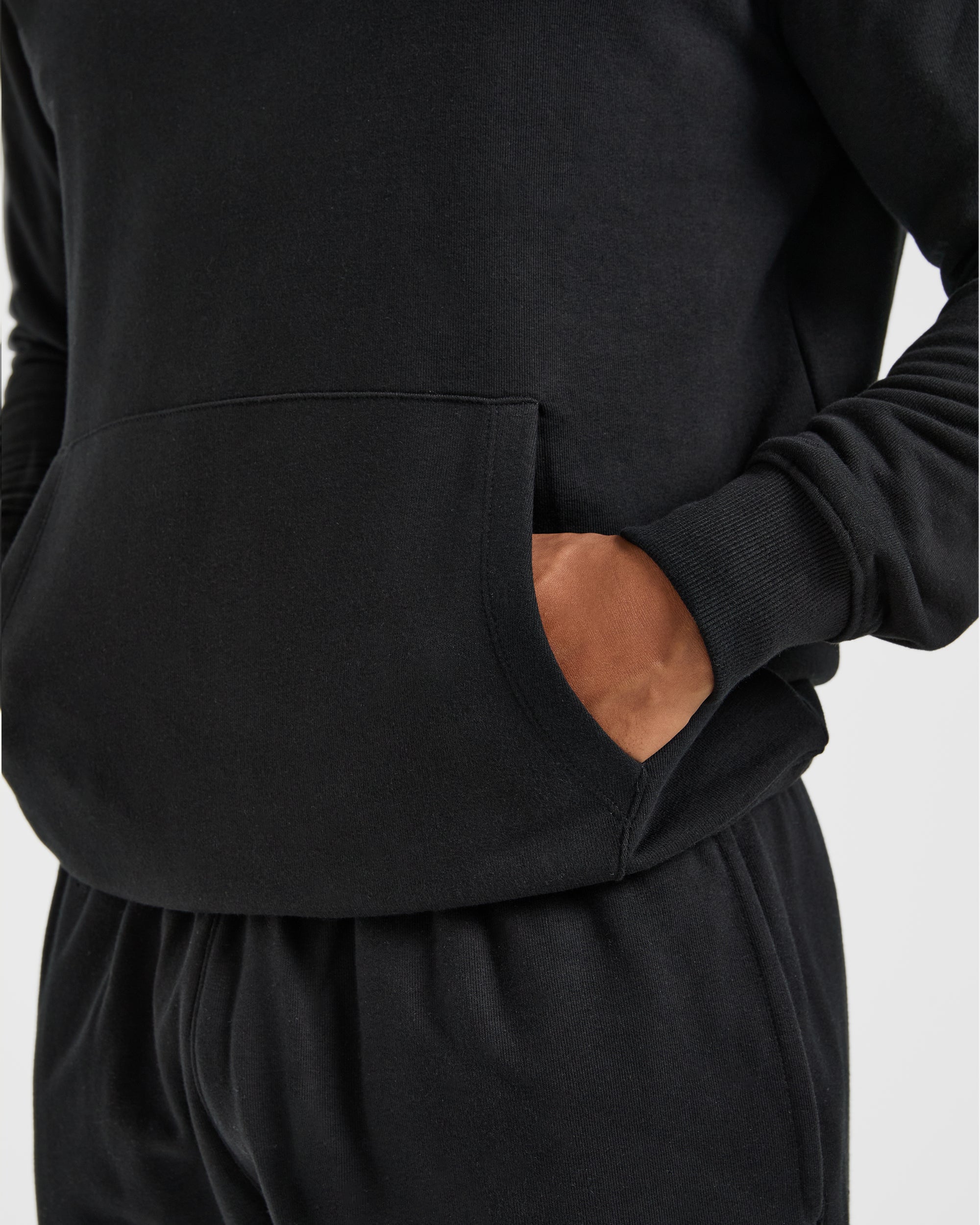 Essential Lightweight Hoodie - Zwart