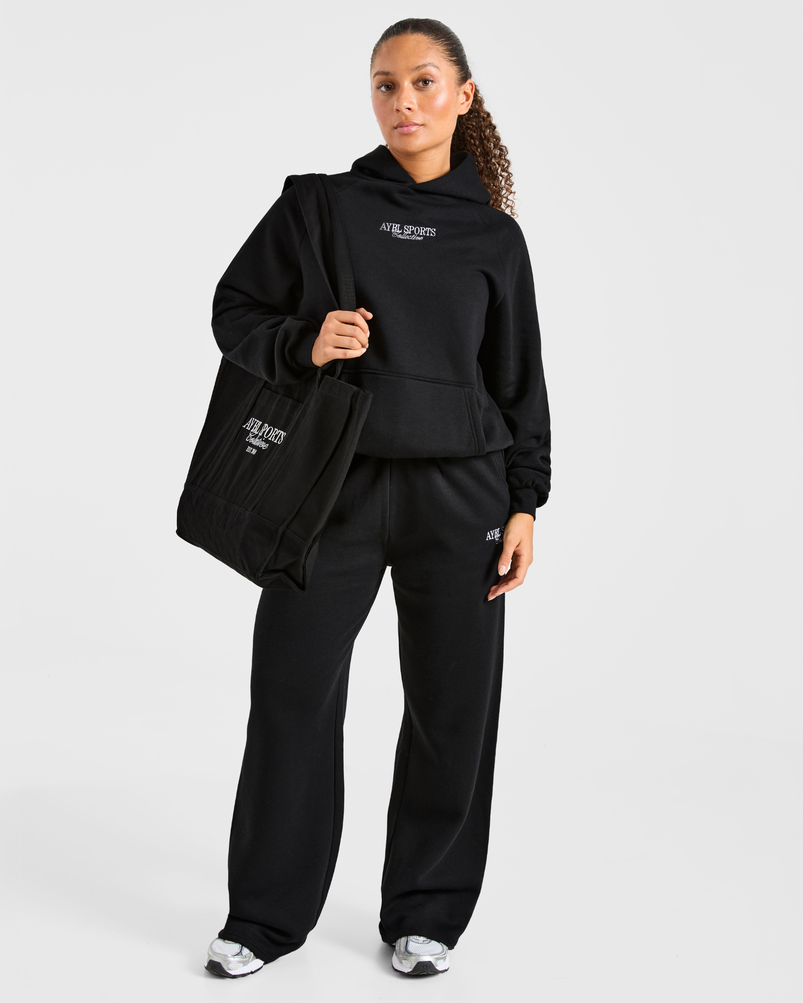 Sports Collective Oversized Straight Leg Joggers - Zwart