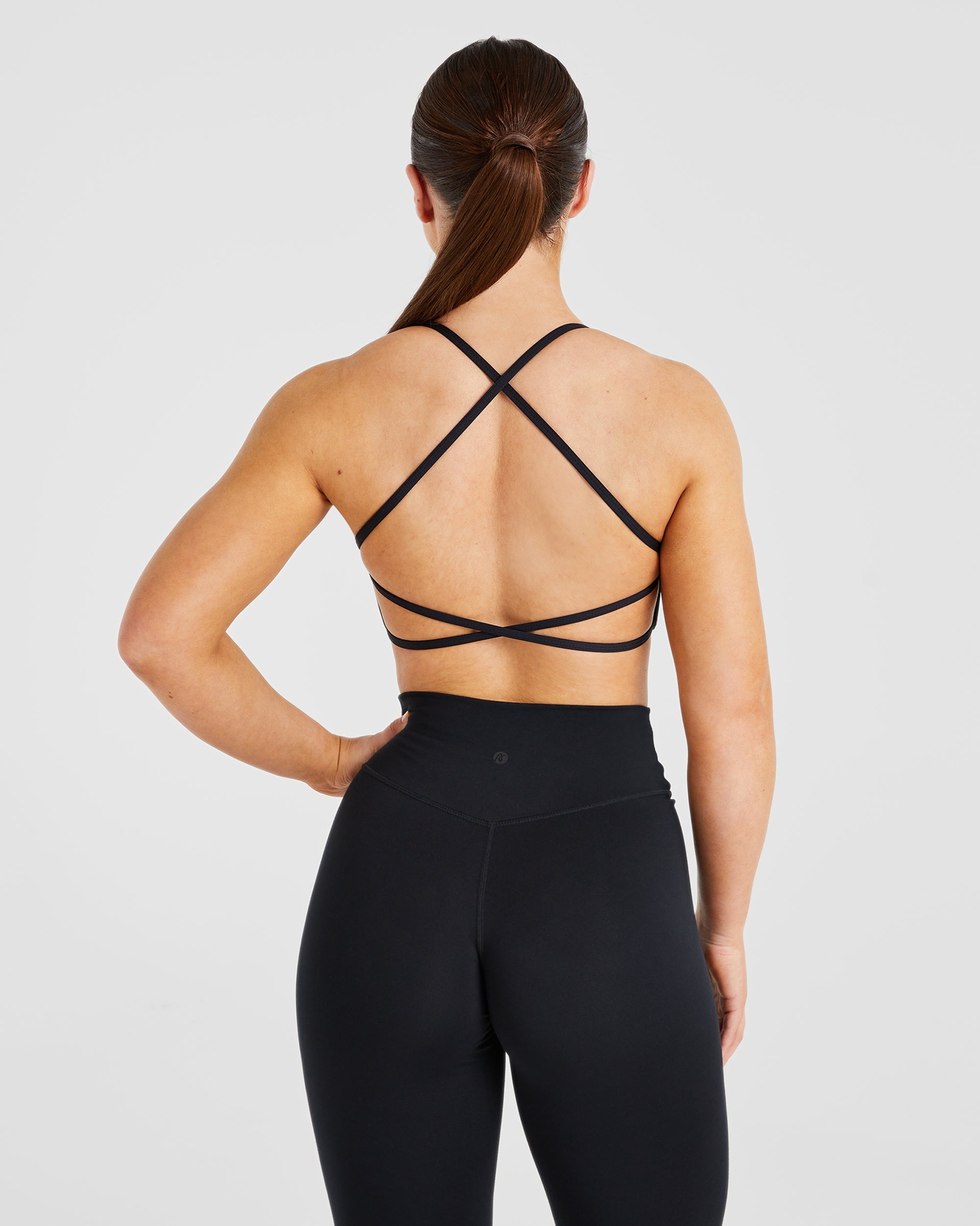 Essential Crossback Sports Bra - Zwart