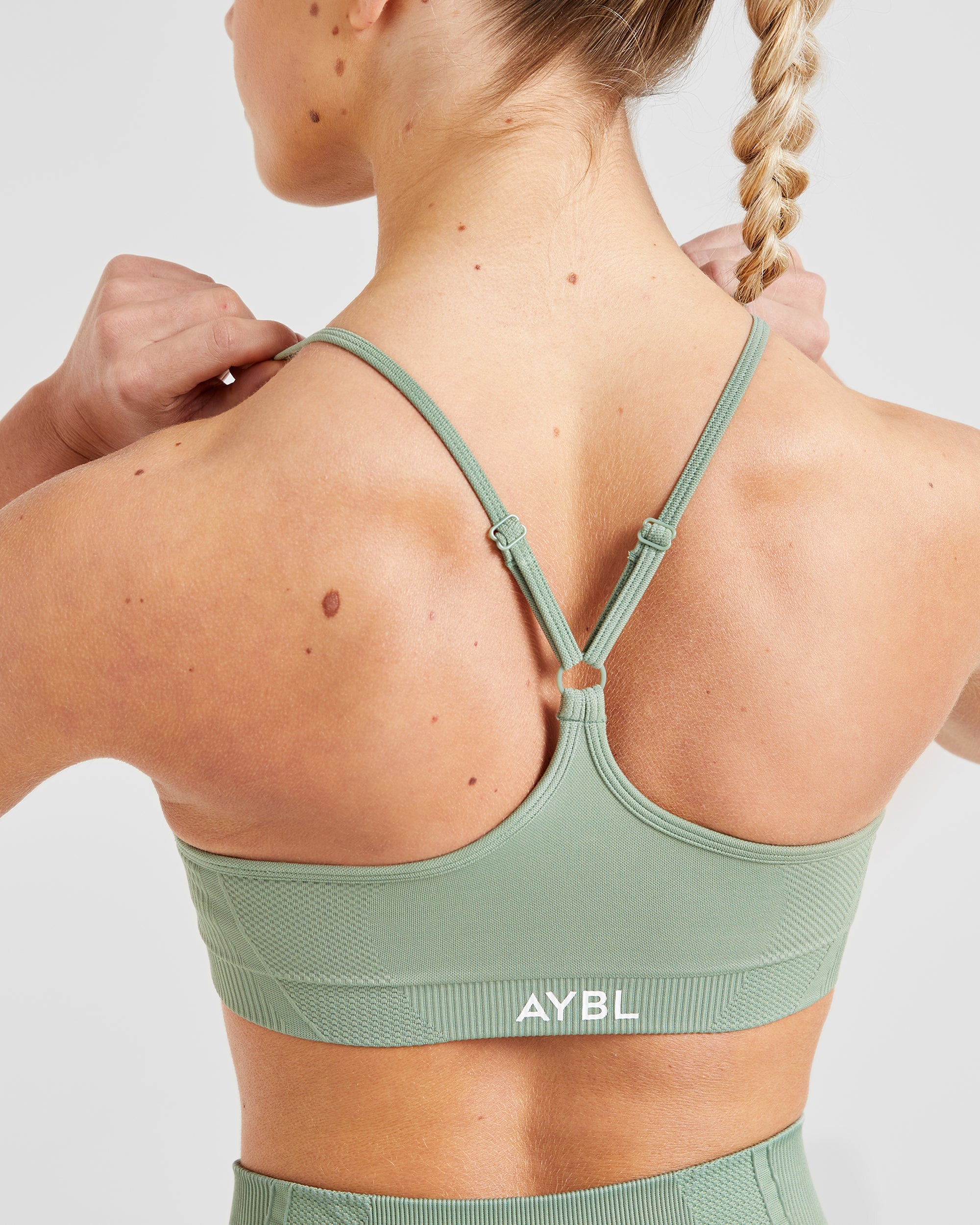 Balance V3 Seamless Strappy Sports Bra - Grove Groen