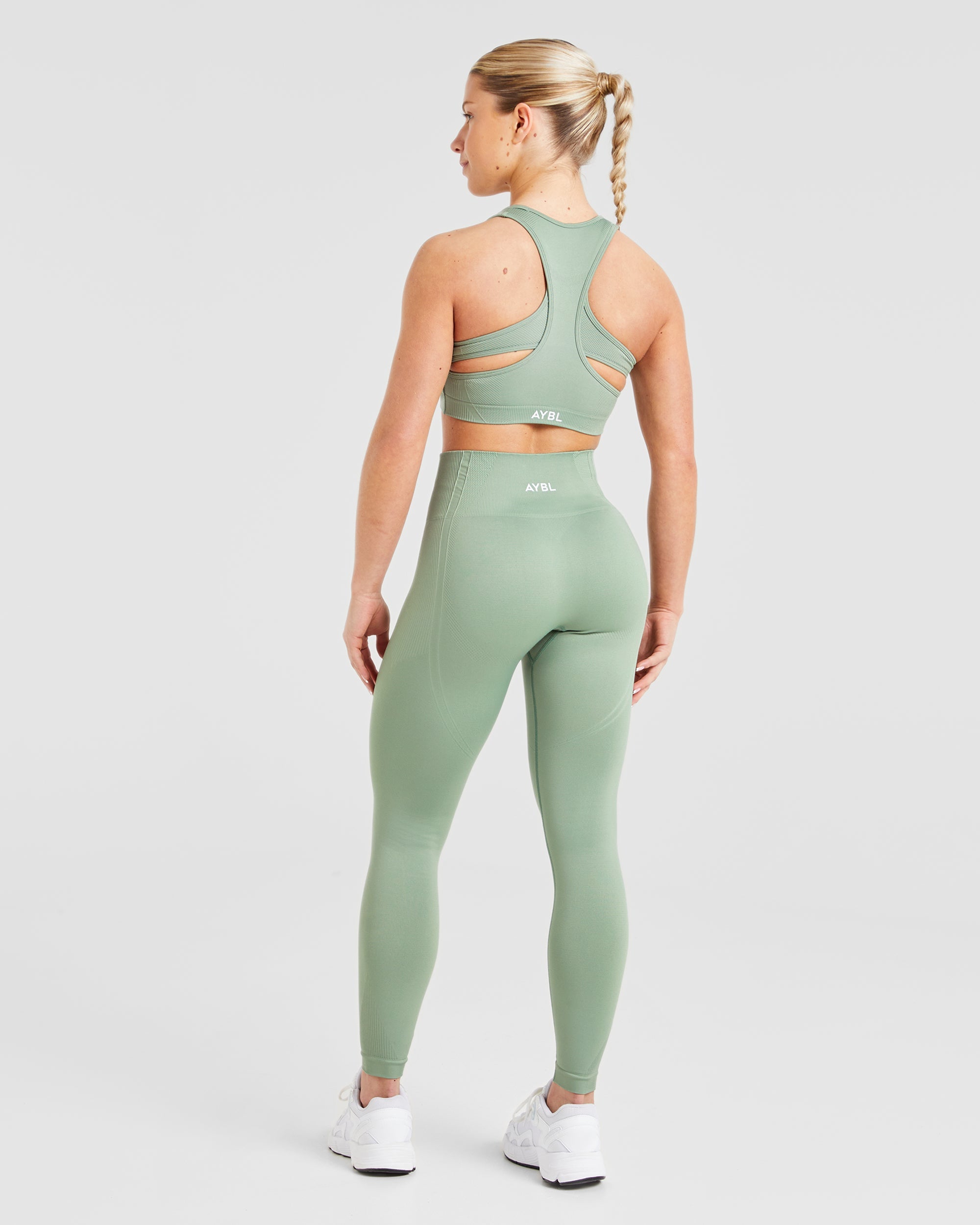 Balance V3 Seamless Sports Bra - Grove Groen