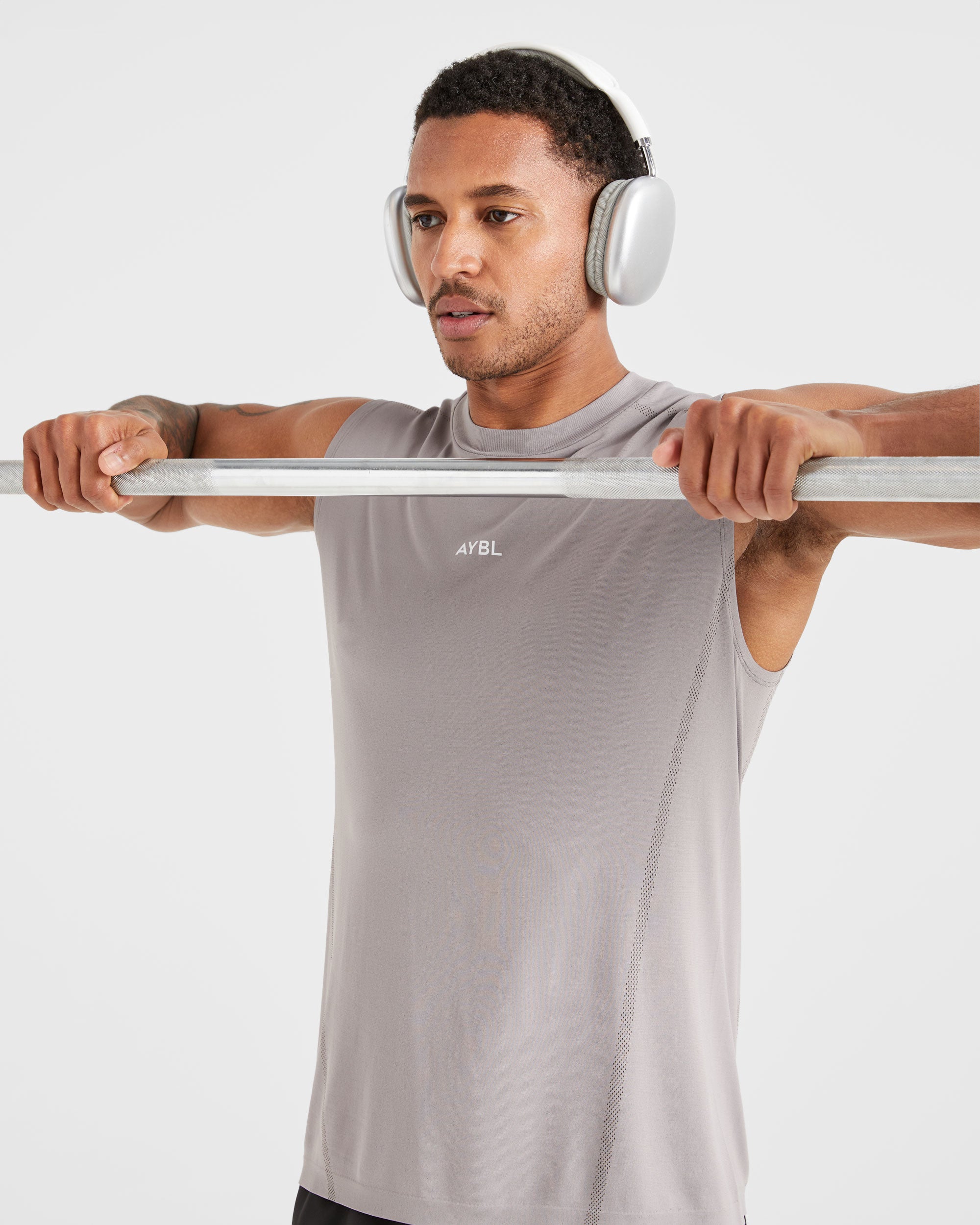 Attain Seamless Vest - Woodland Fog