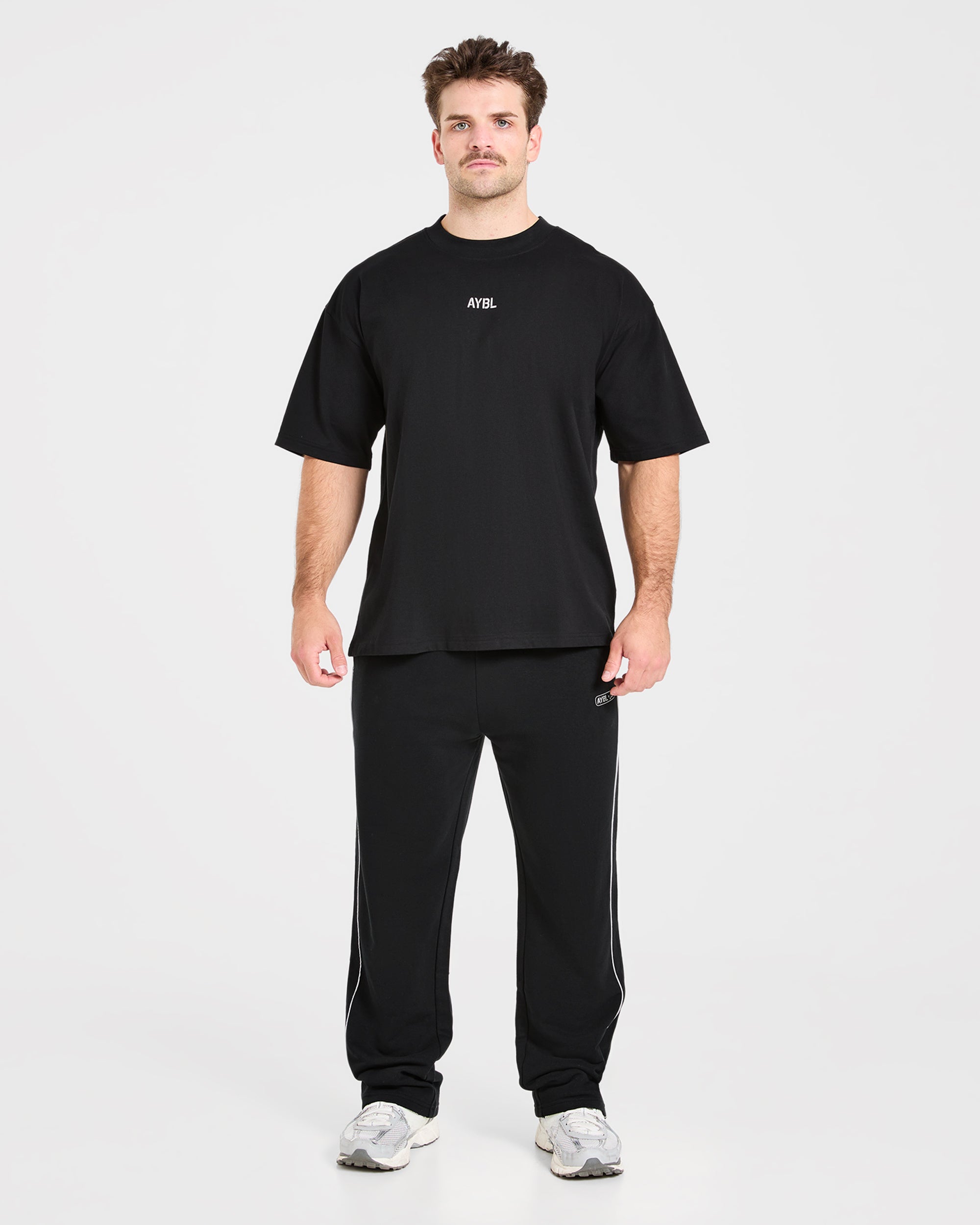 Cam Kissel x Graphic Oversized T Shirt - Zwart