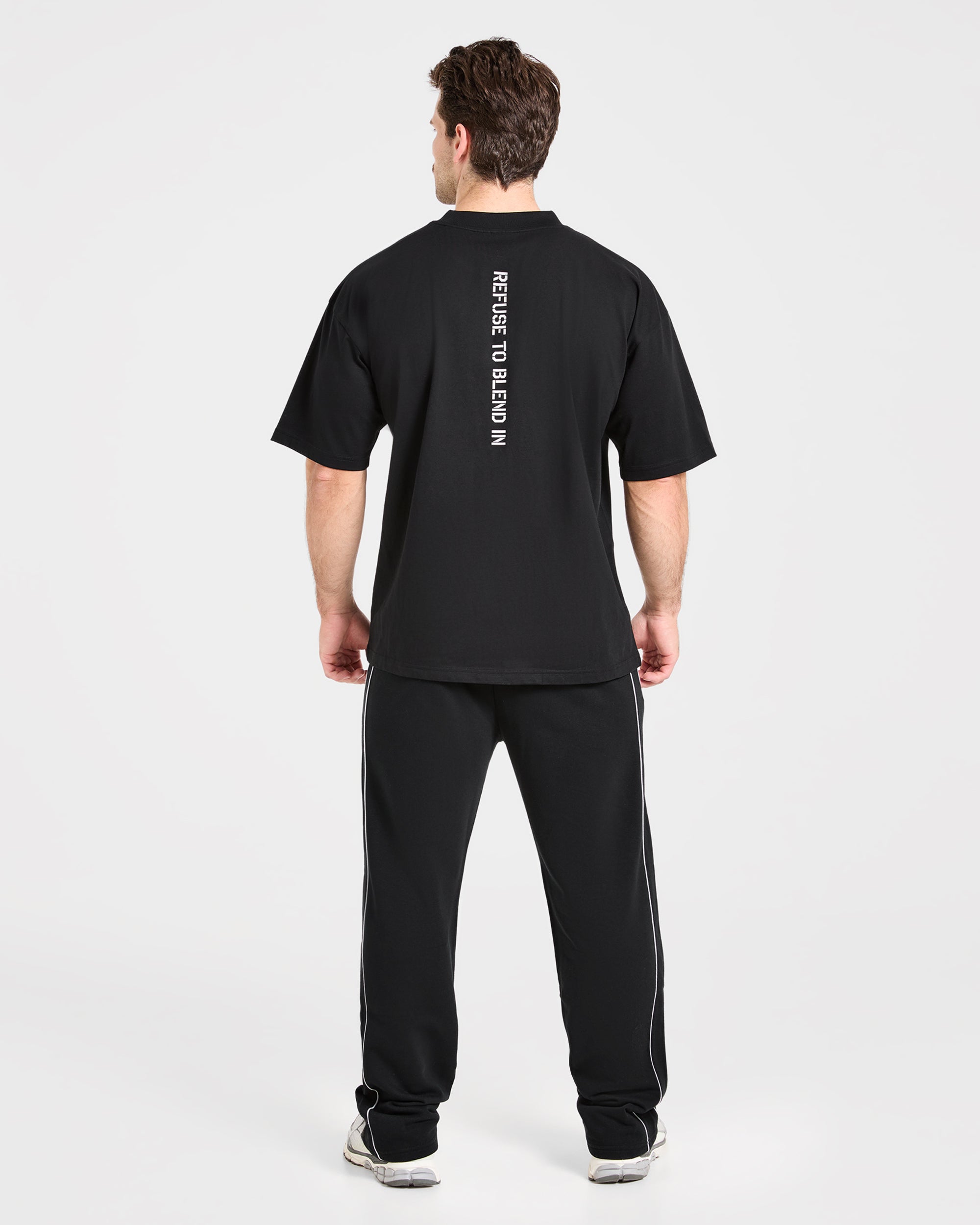 Cam Kissel x Graphic Oversized T Shirt - Zwart