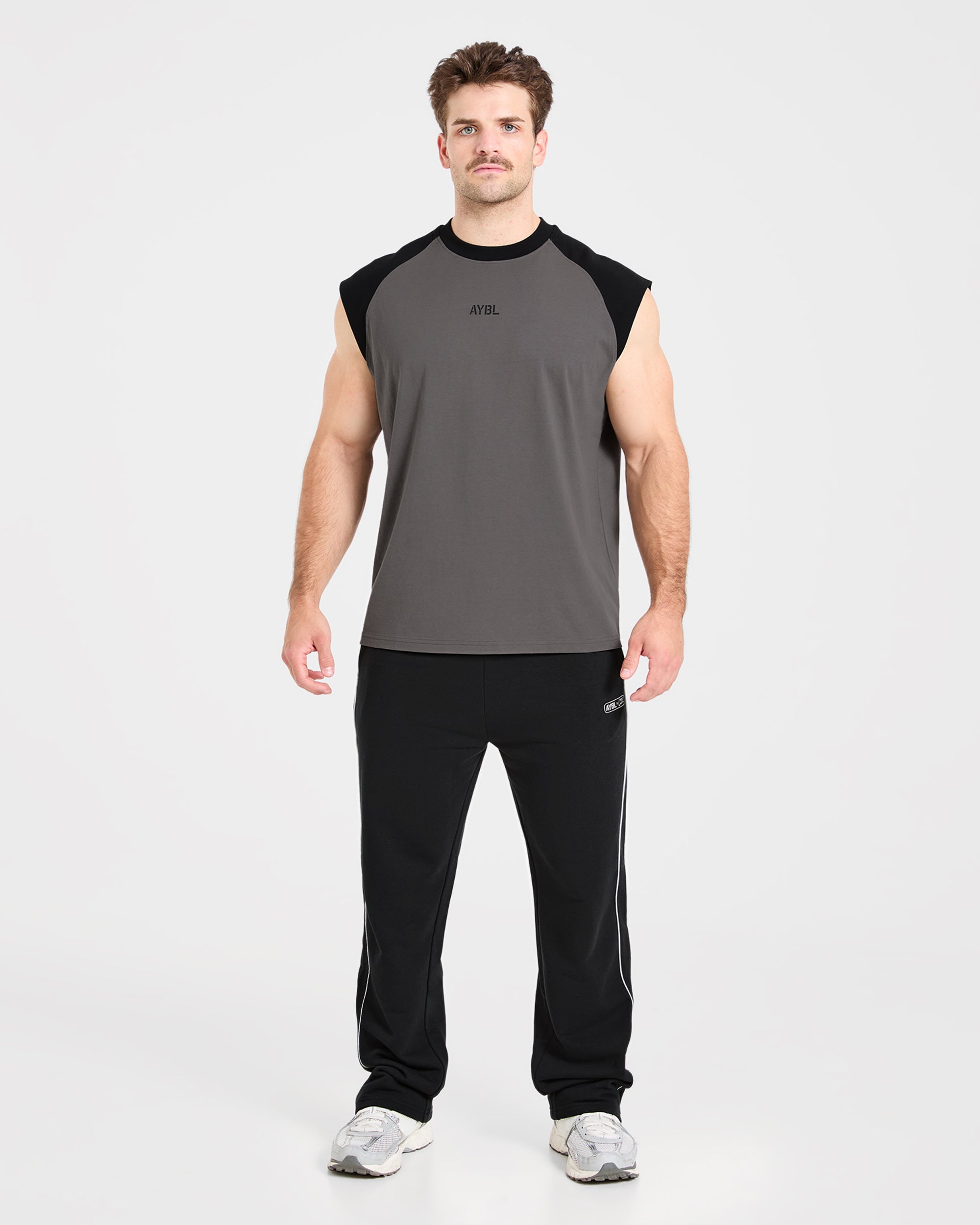 Cam Kissel x Contrast Oversized Tank - Charcoal/Zwart