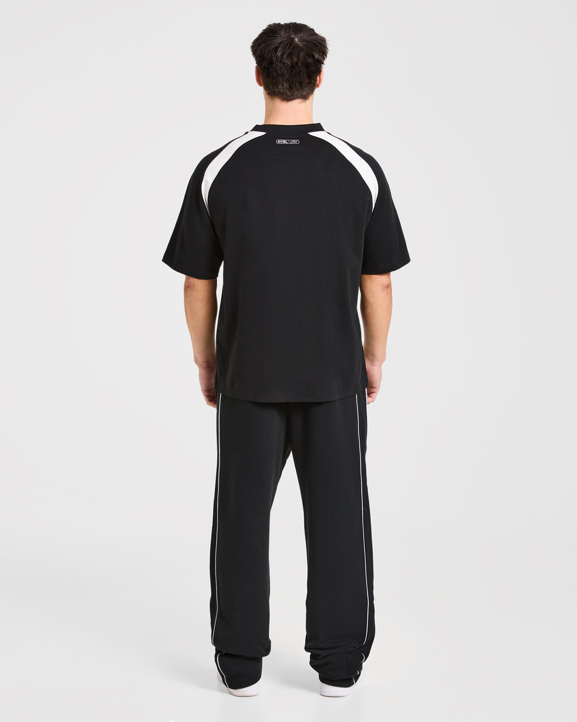 Cam Kissel x Contrast Oversized T Shirt - Zwart