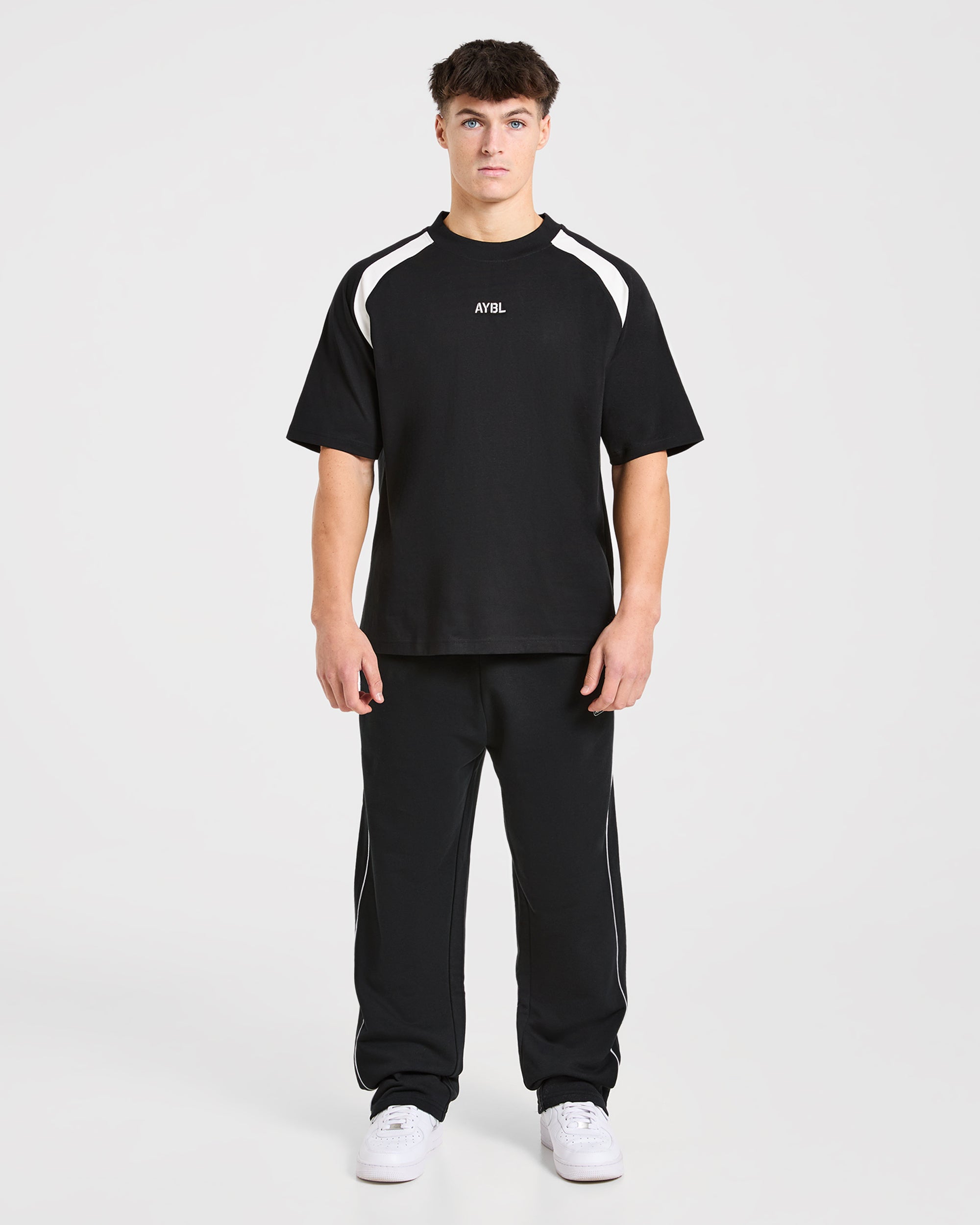 Cam Kissel x Contrast Oversized T Shirt - Zwart