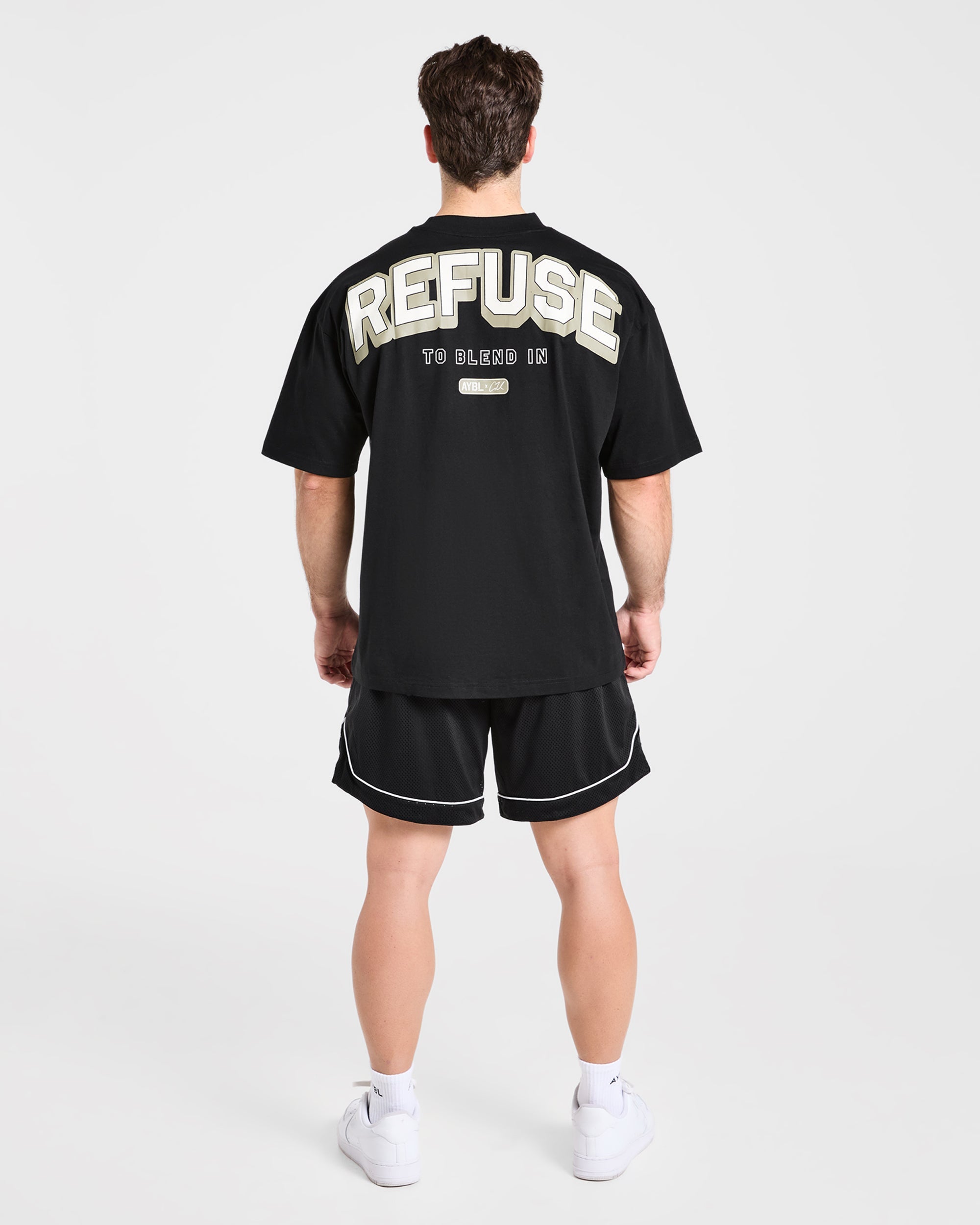 Cam Kissel x Refuse to Blend in Oversized T Shirt - Zwart