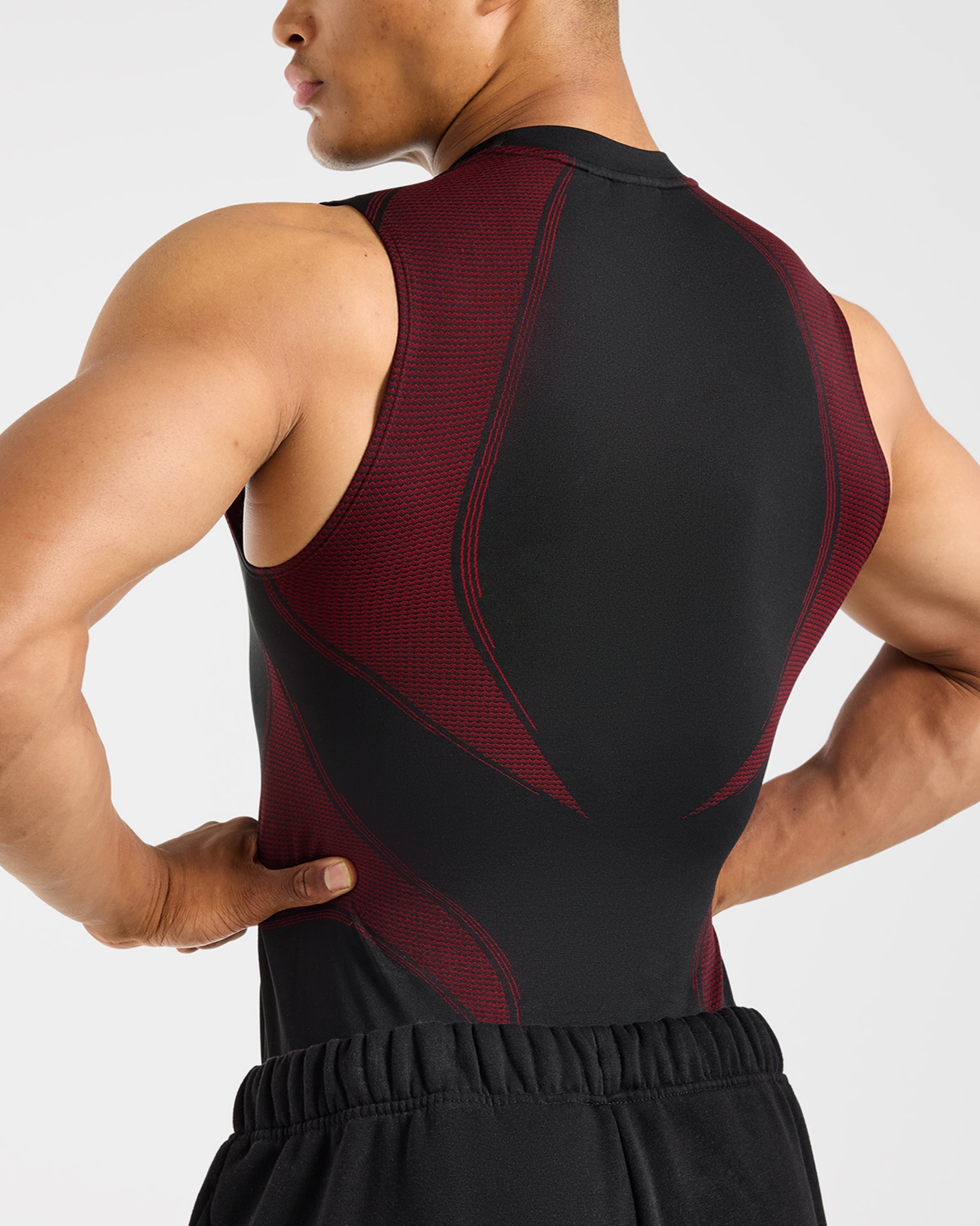 Charge Seamless Tank - Zwart/Rood