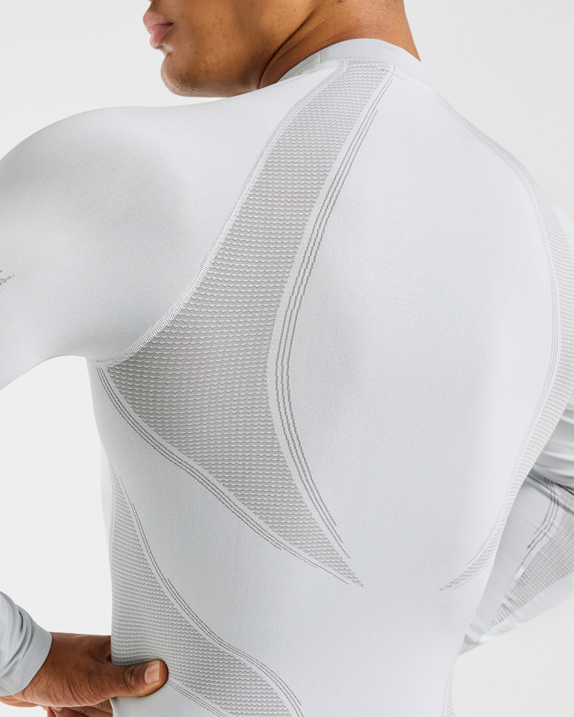 Charge Seamless Long Sleeve T Shirt - Light Grijs