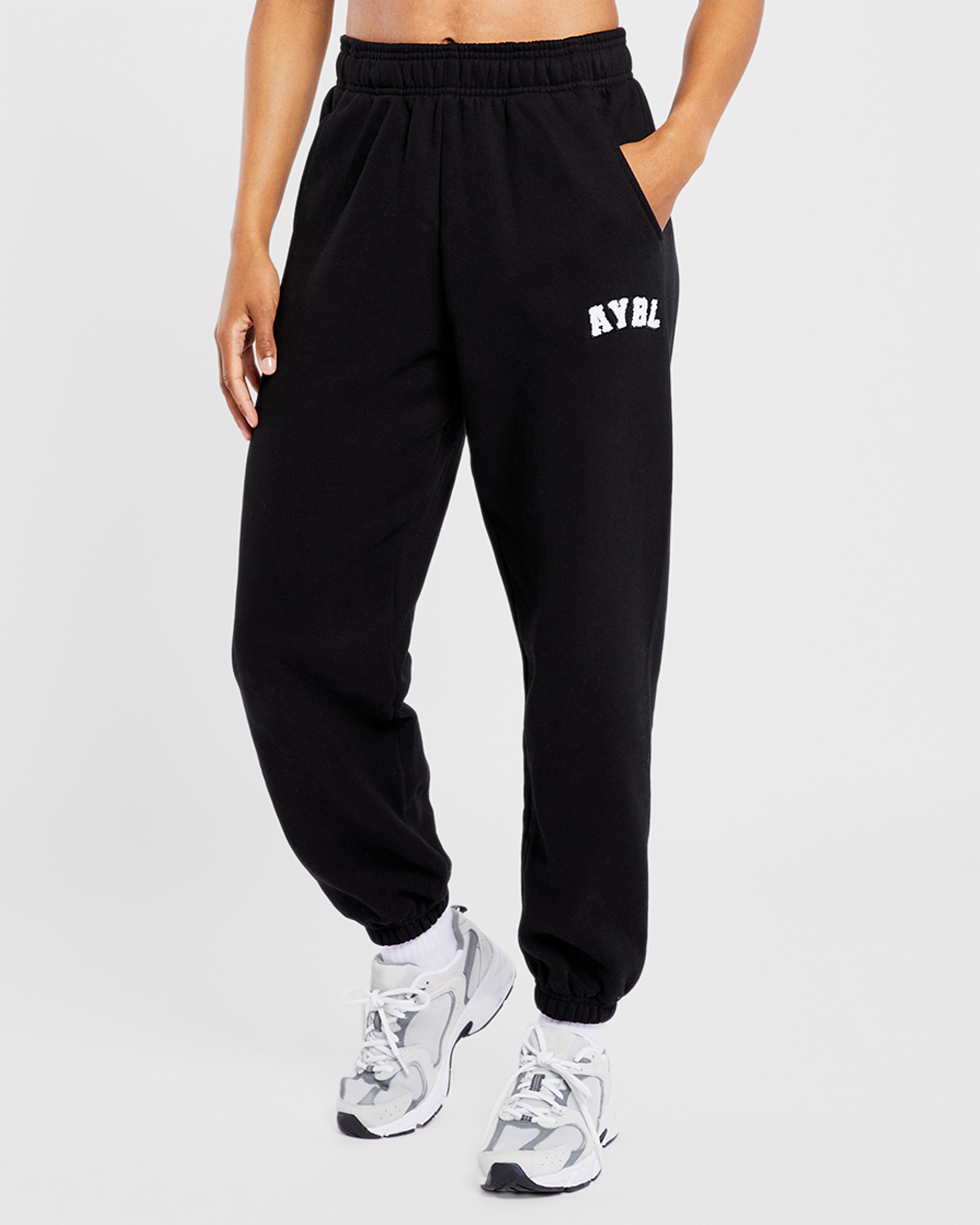 Varsity Oversized Joggers - Zwart