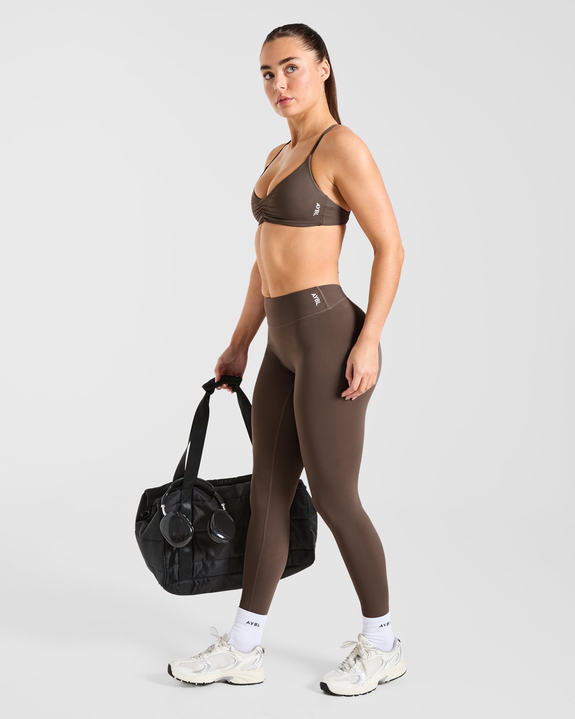 Physique Sports Bra - Bruin