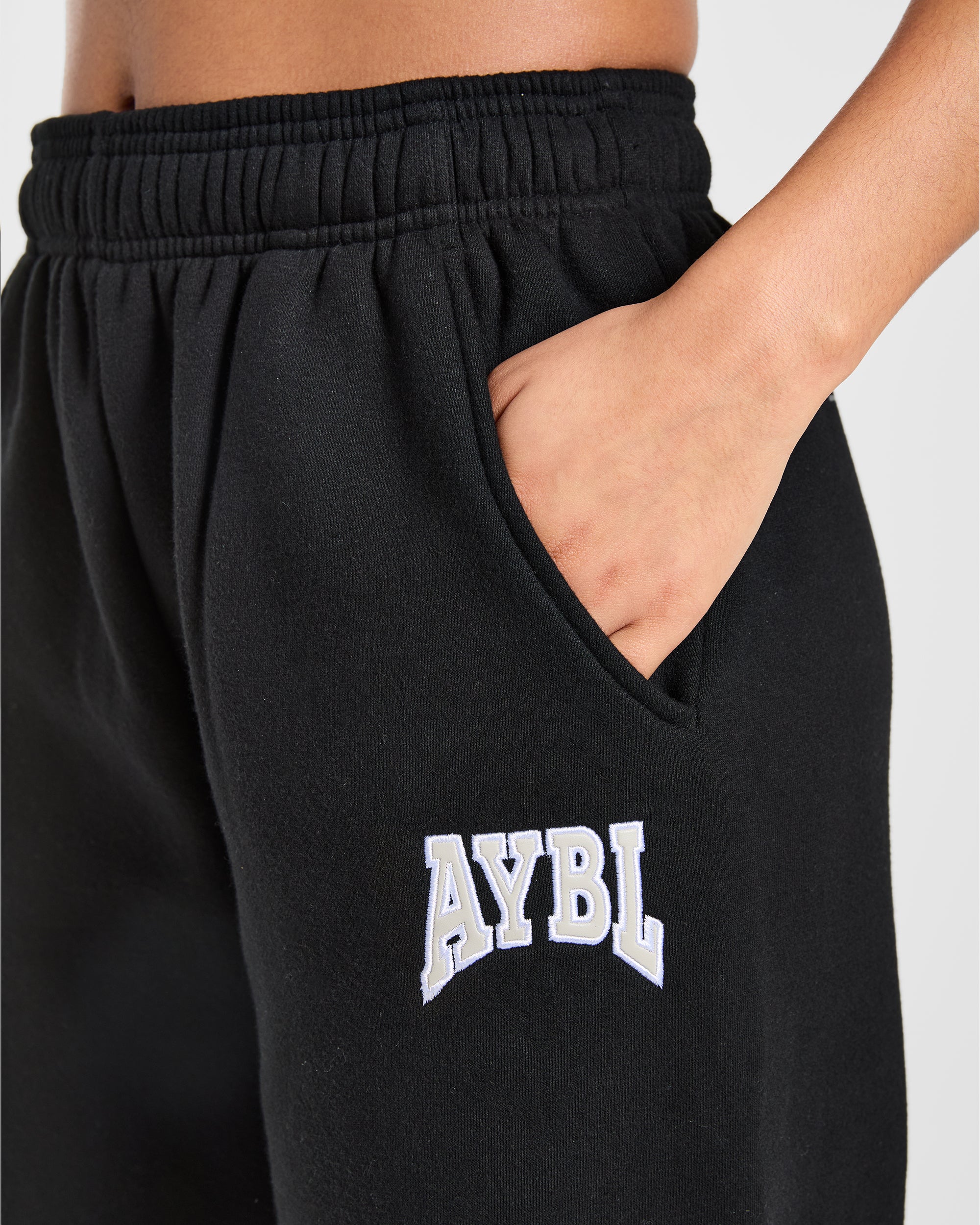 AYBL Club Oversized Straight Leg Joggers - Zwart