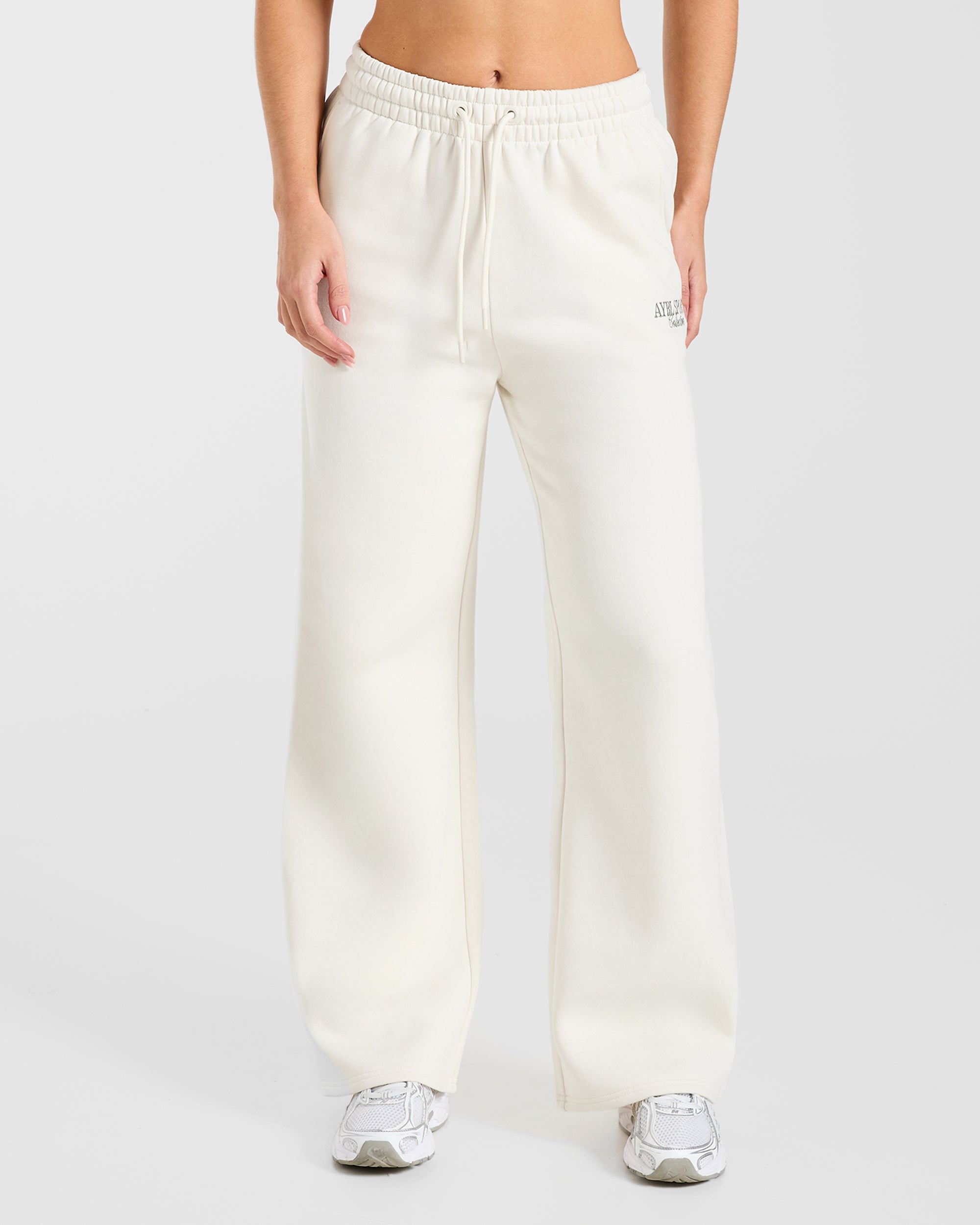Sports Collective Oversized Straight Leg Joggers - Off Wit/Groen
