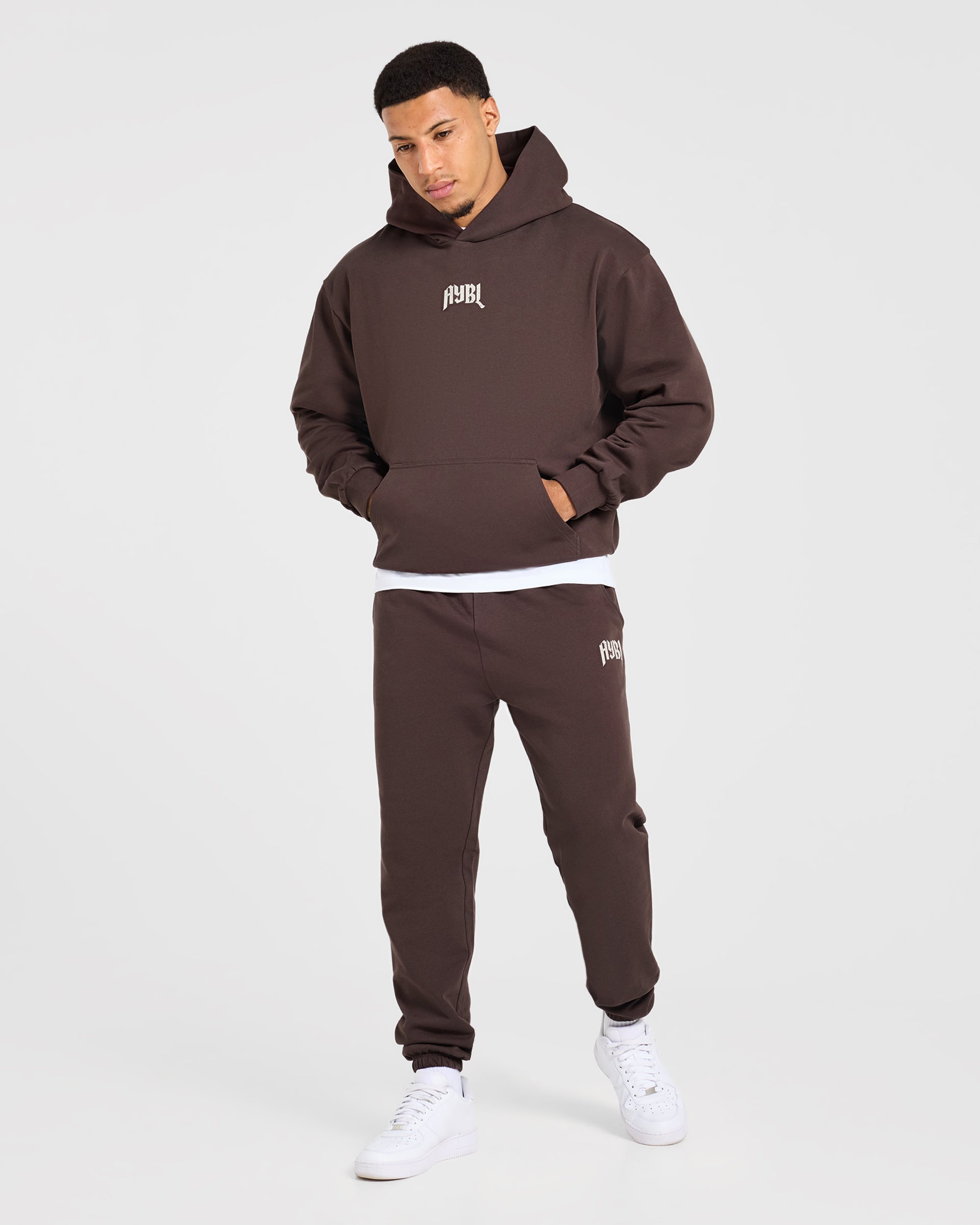 Heavy Lifting Gothic Oversized Joggers - Bruin/Crème