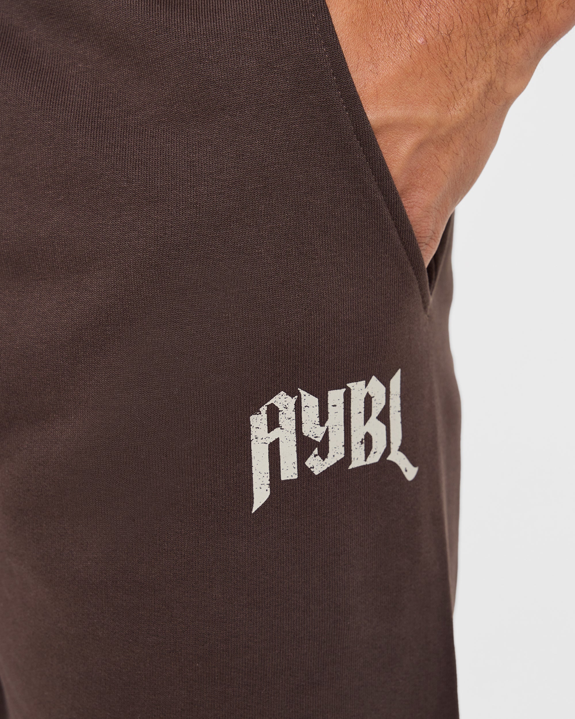 Heavy Lifting Gothic Oversized Joggers - Bruin/Crème