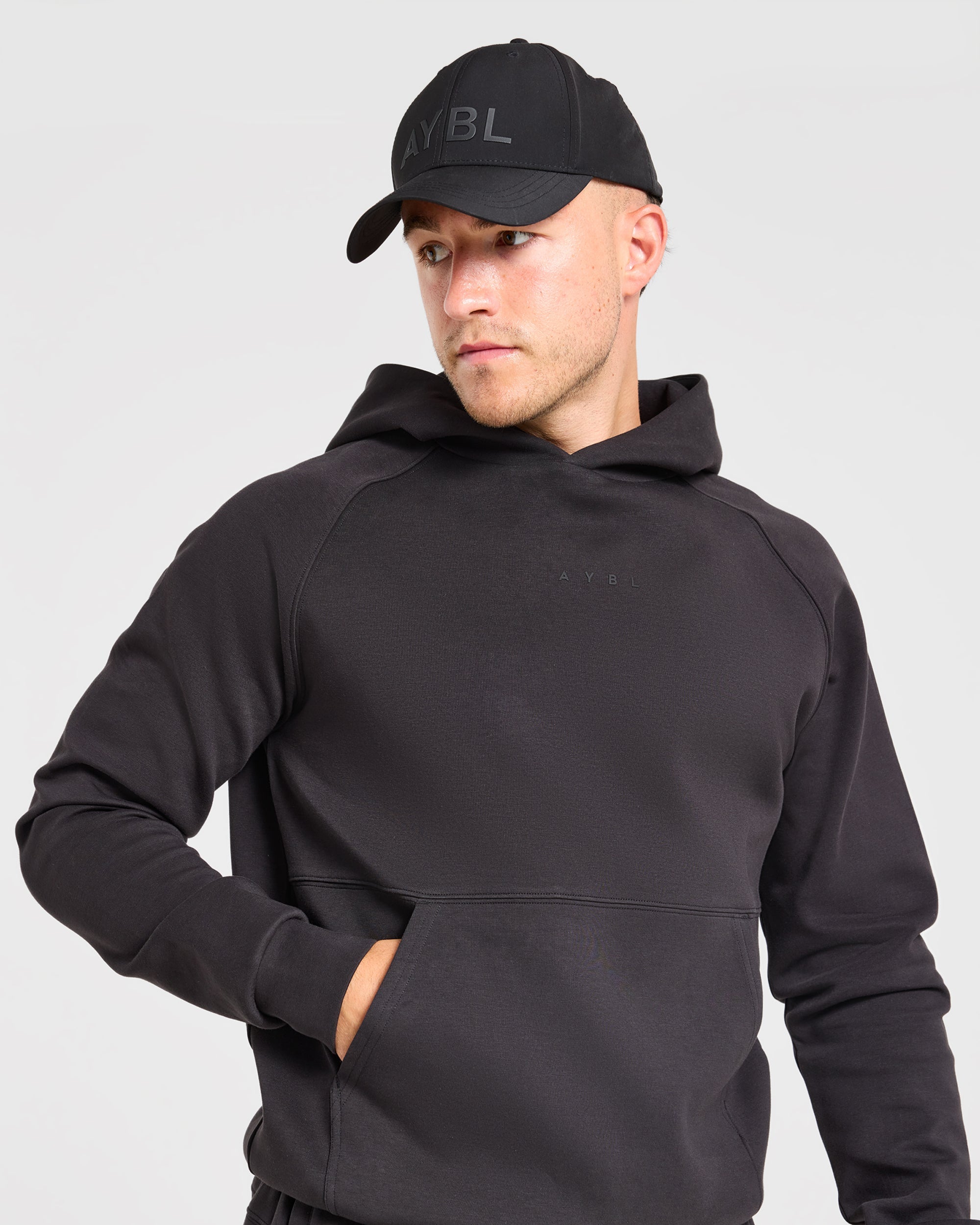 Reinforce Performance Hoodie - Zwart