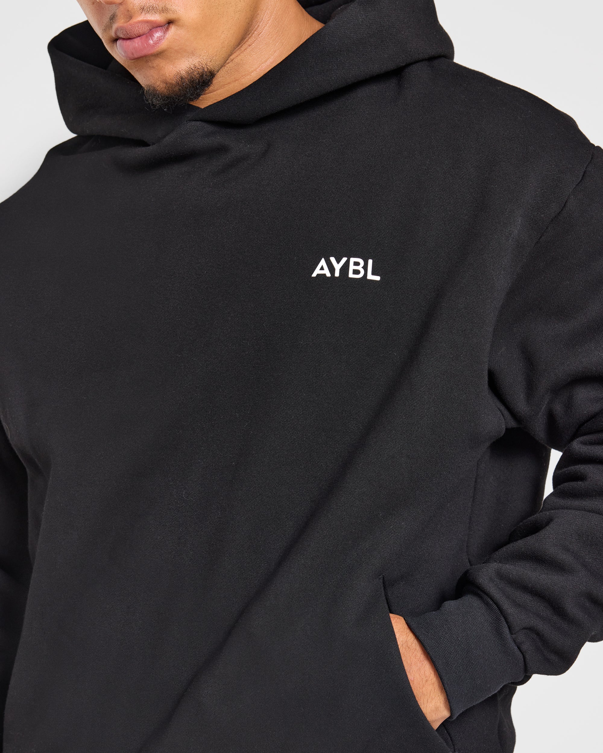 Essential Oversized Hoodie - Zwart