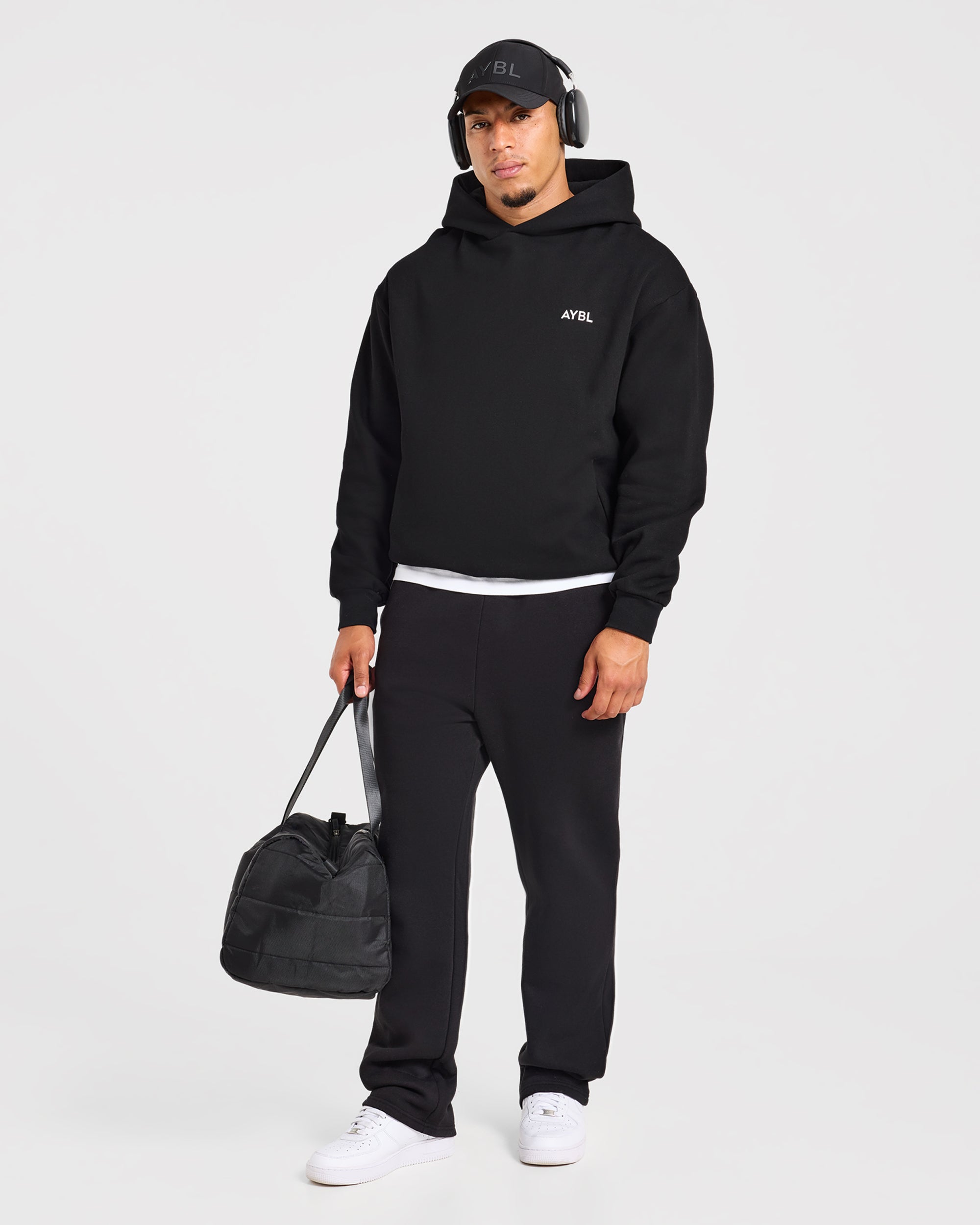 Essential Oversized Hoodie - Zwart