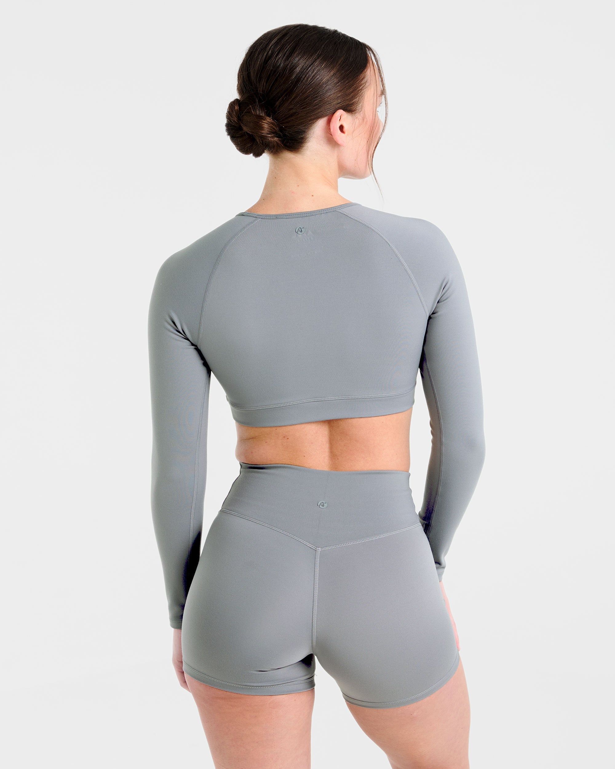 Staple Long Sleeve Crop Top - Grijs