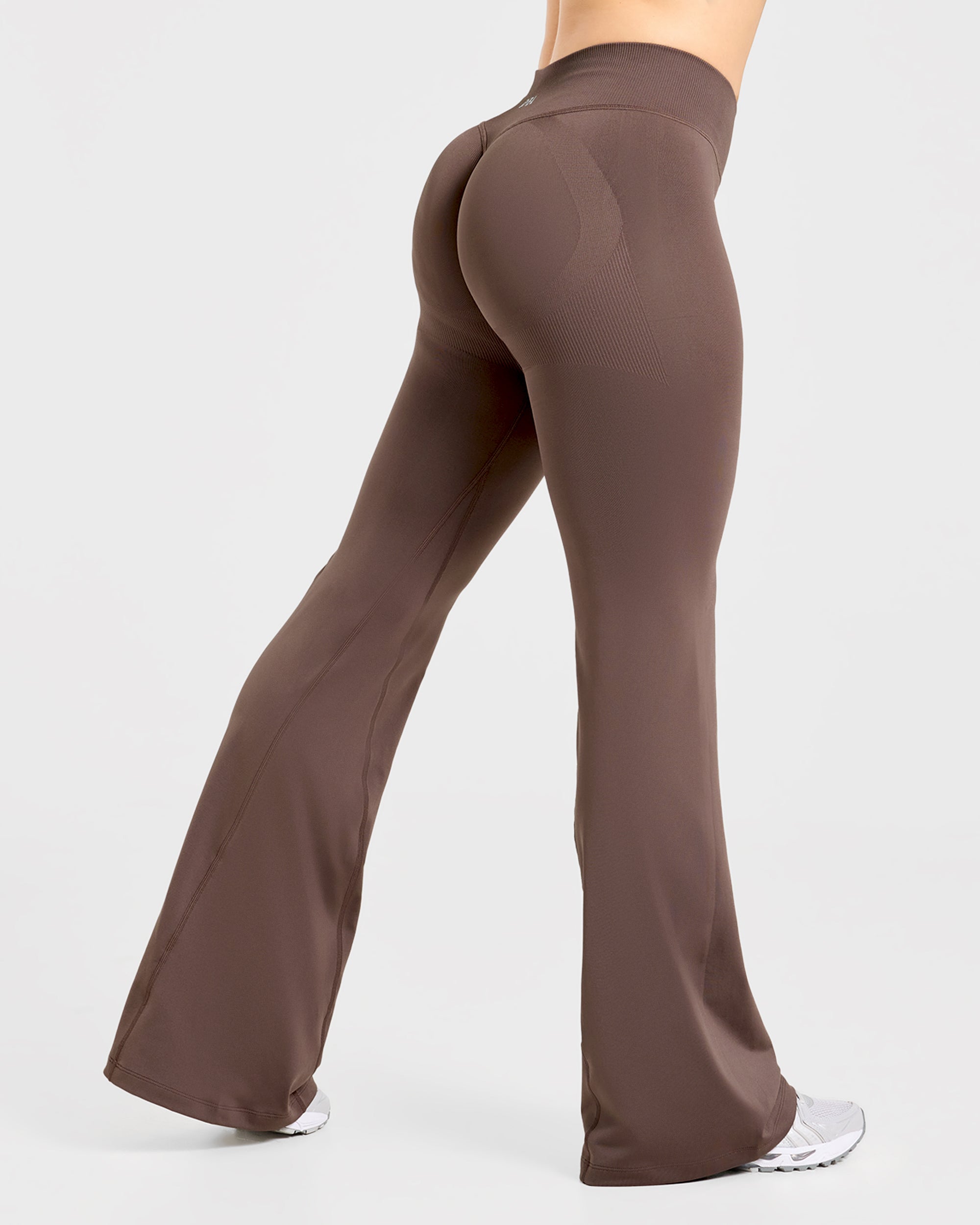 Adapt Seamless Flared Leggings - Bruin