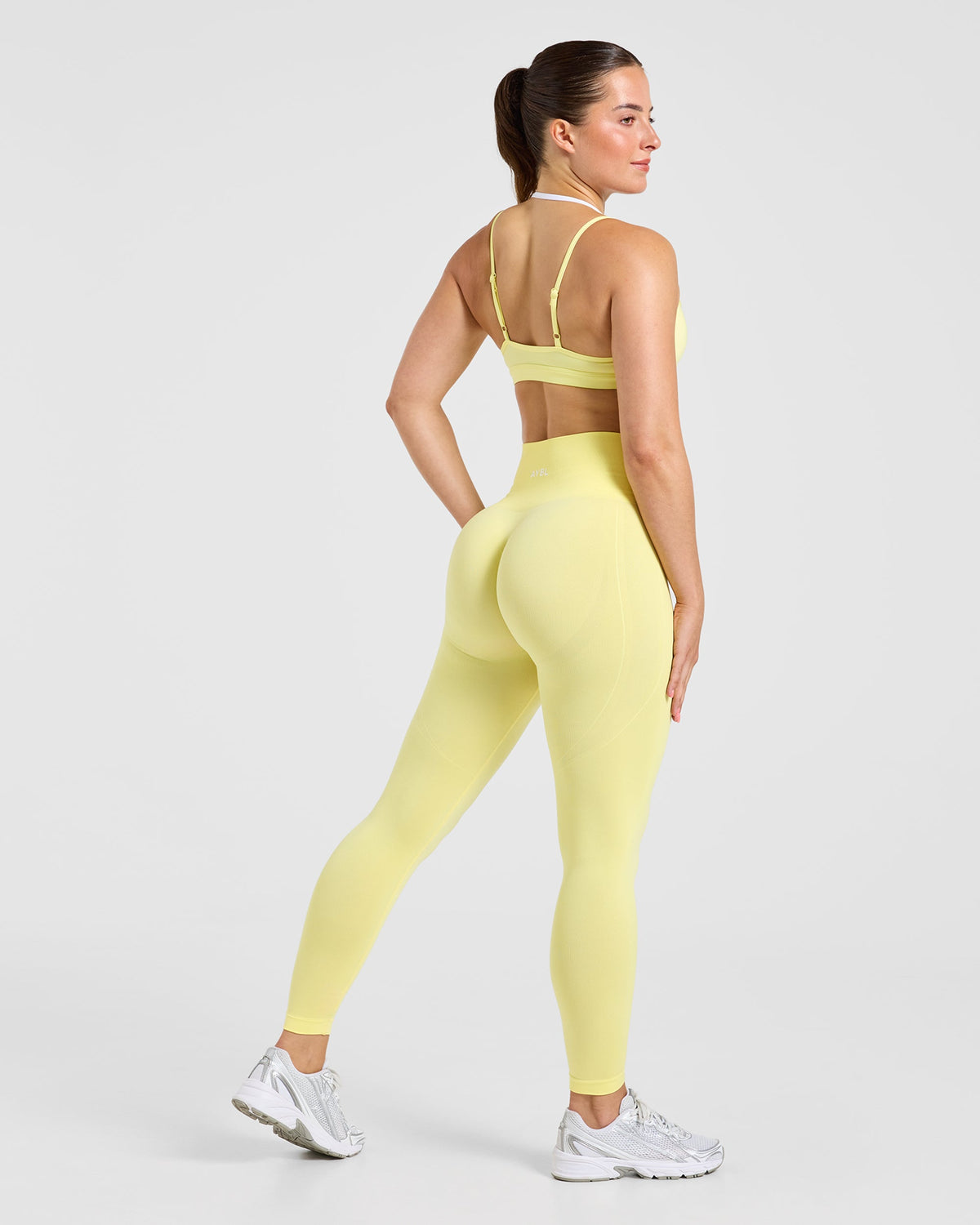 Essential Double Layer Sports Bra - Geel