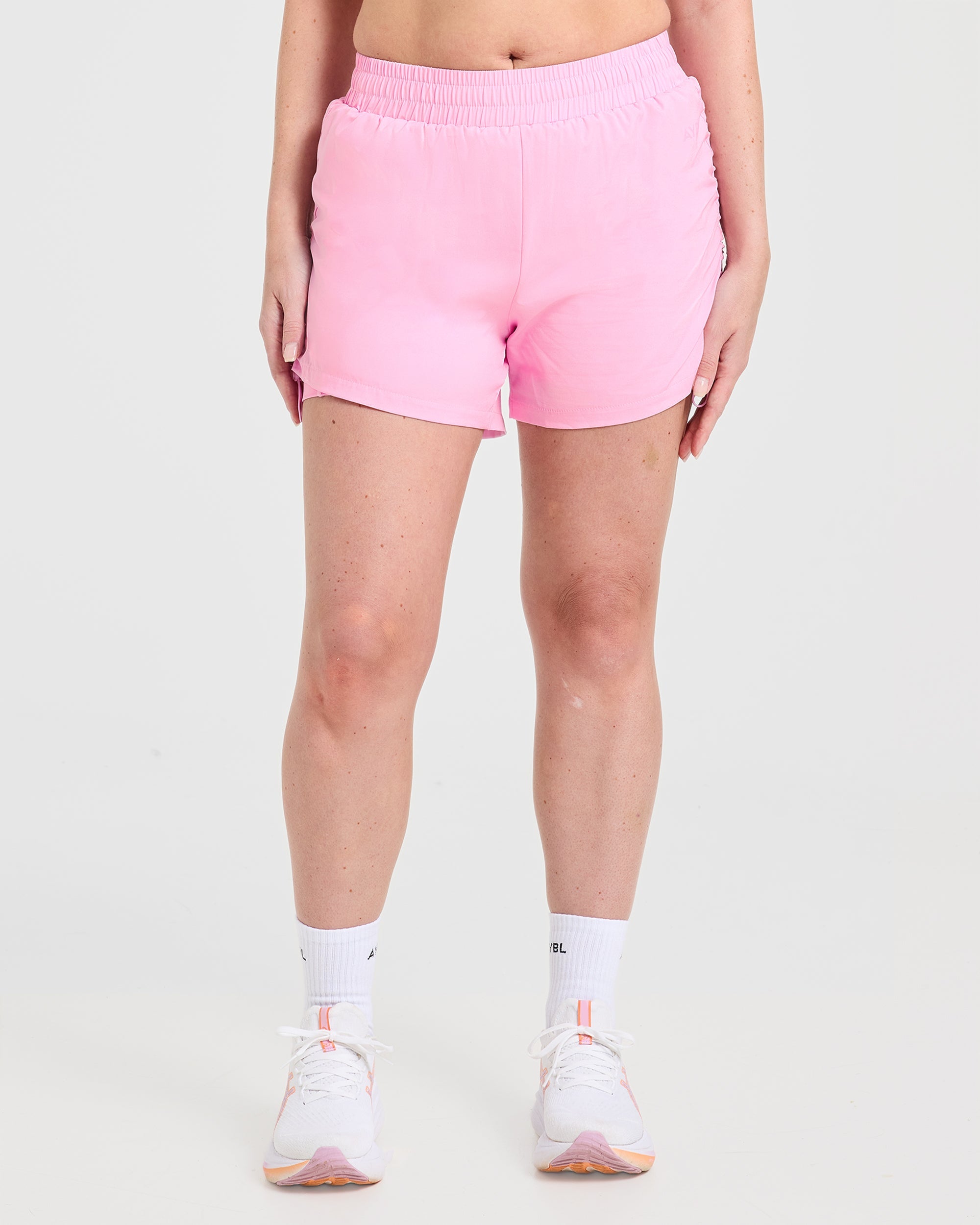 Run Ruched Shorts - Spring Roze