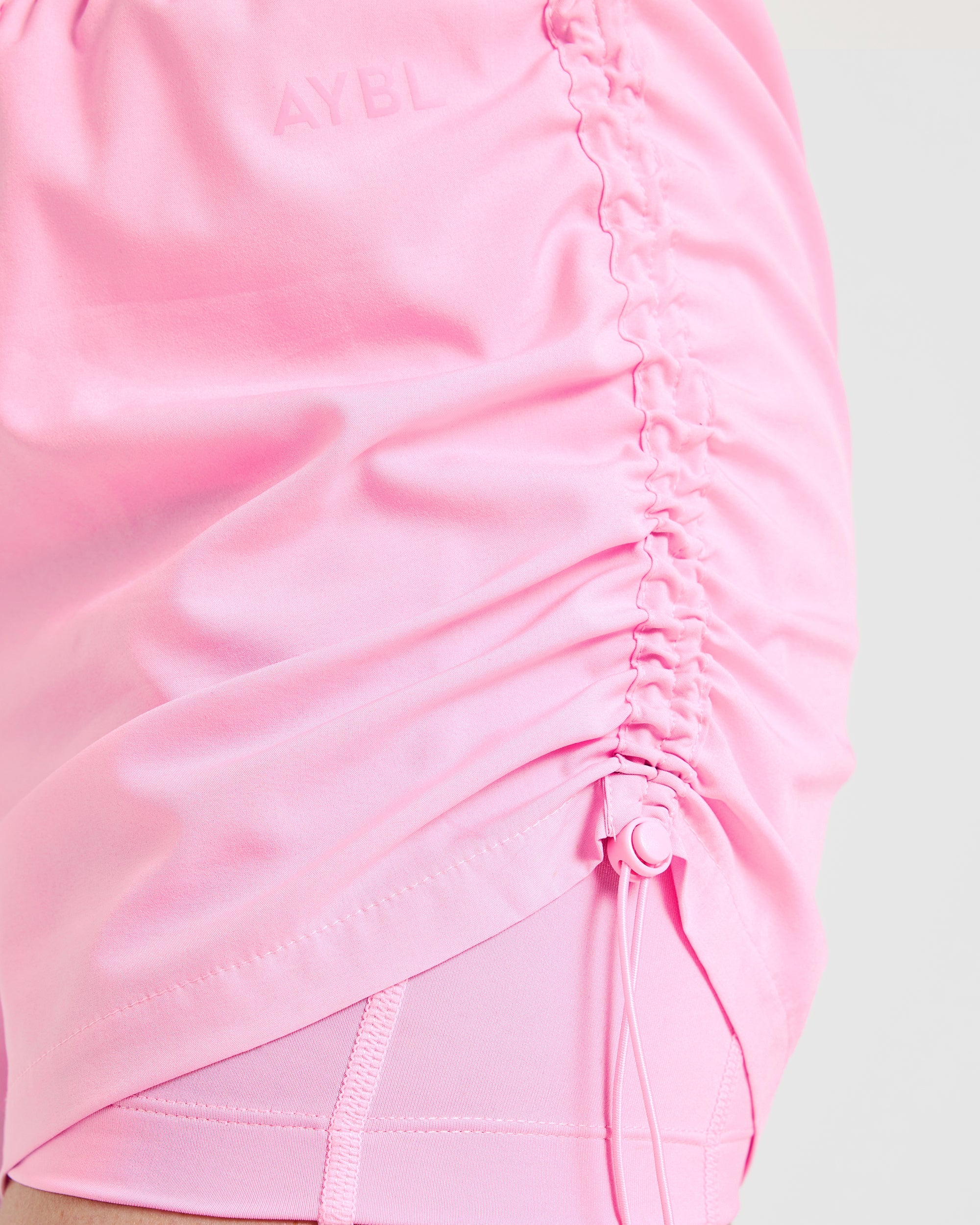 Run Ruched Shorts - Spring Roze