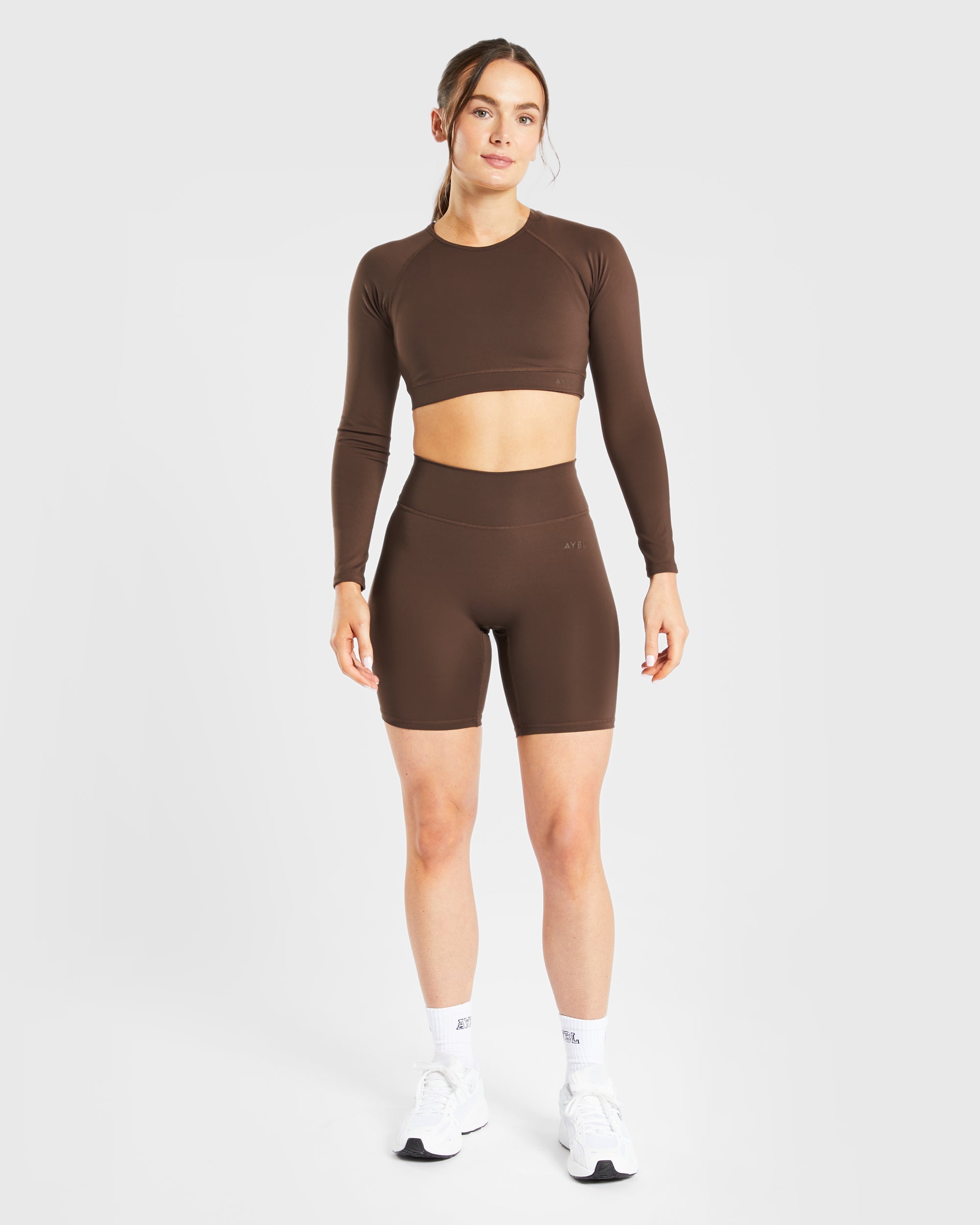 Staple Long Sleeve Crop Top - Bruin