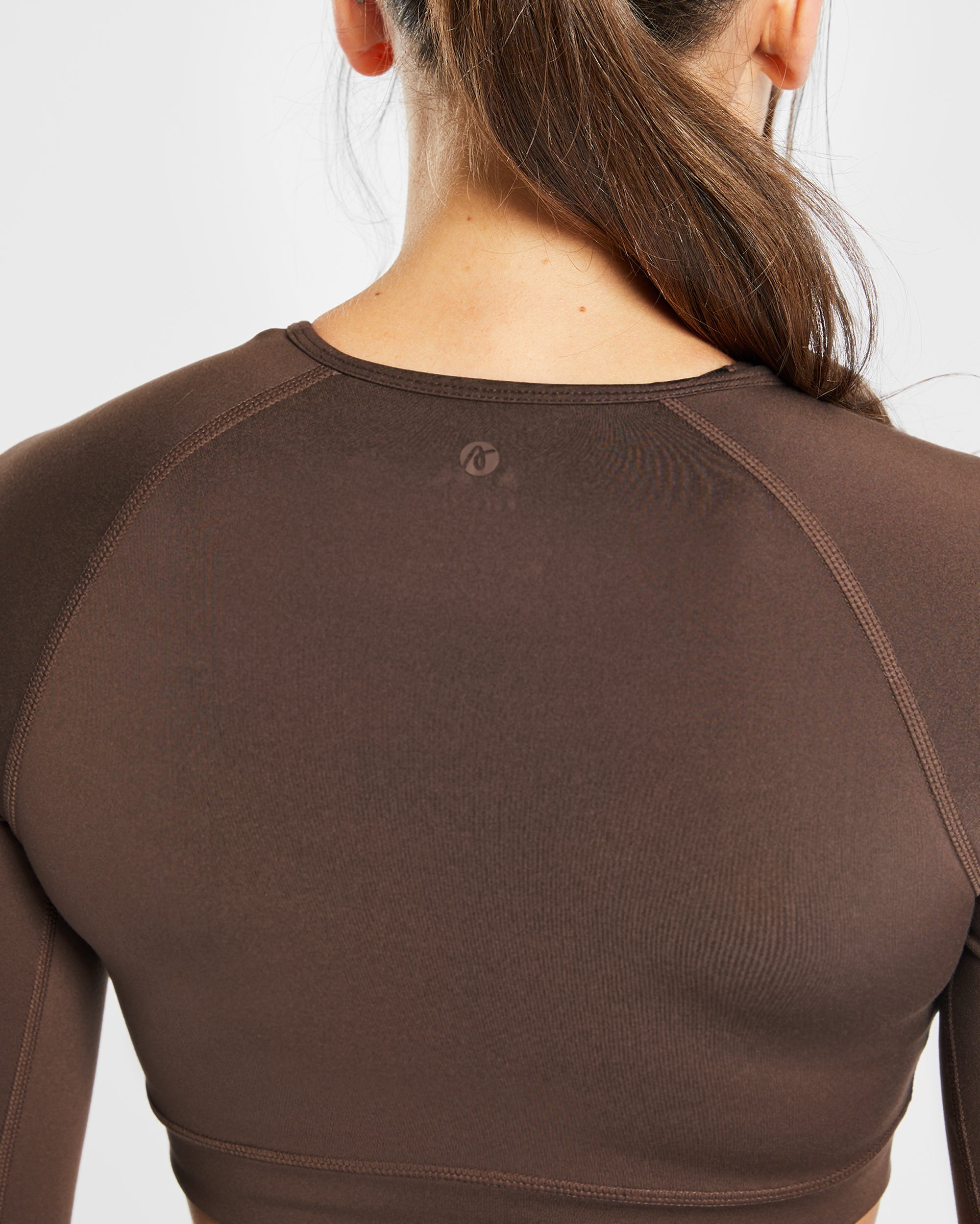 Staple Long Sleeve Crop Top - Bruin