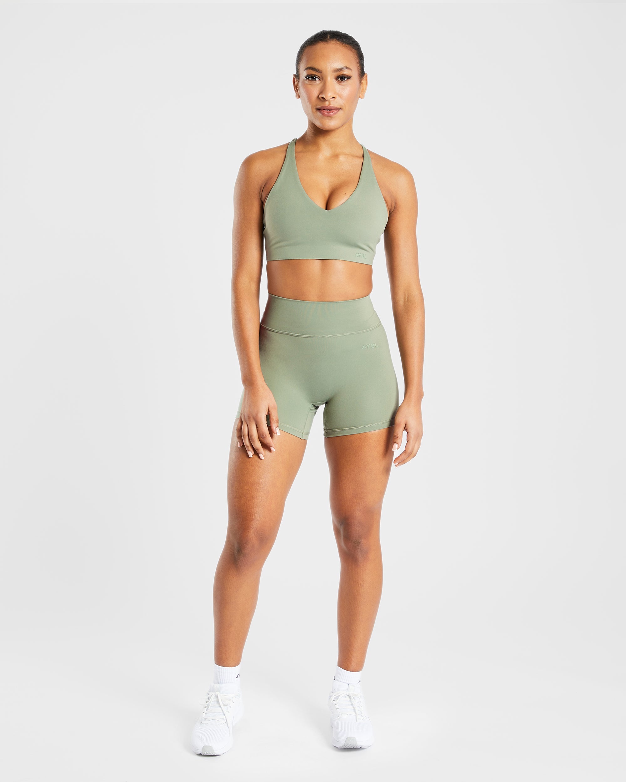 Staple Shorts - Olive Groen